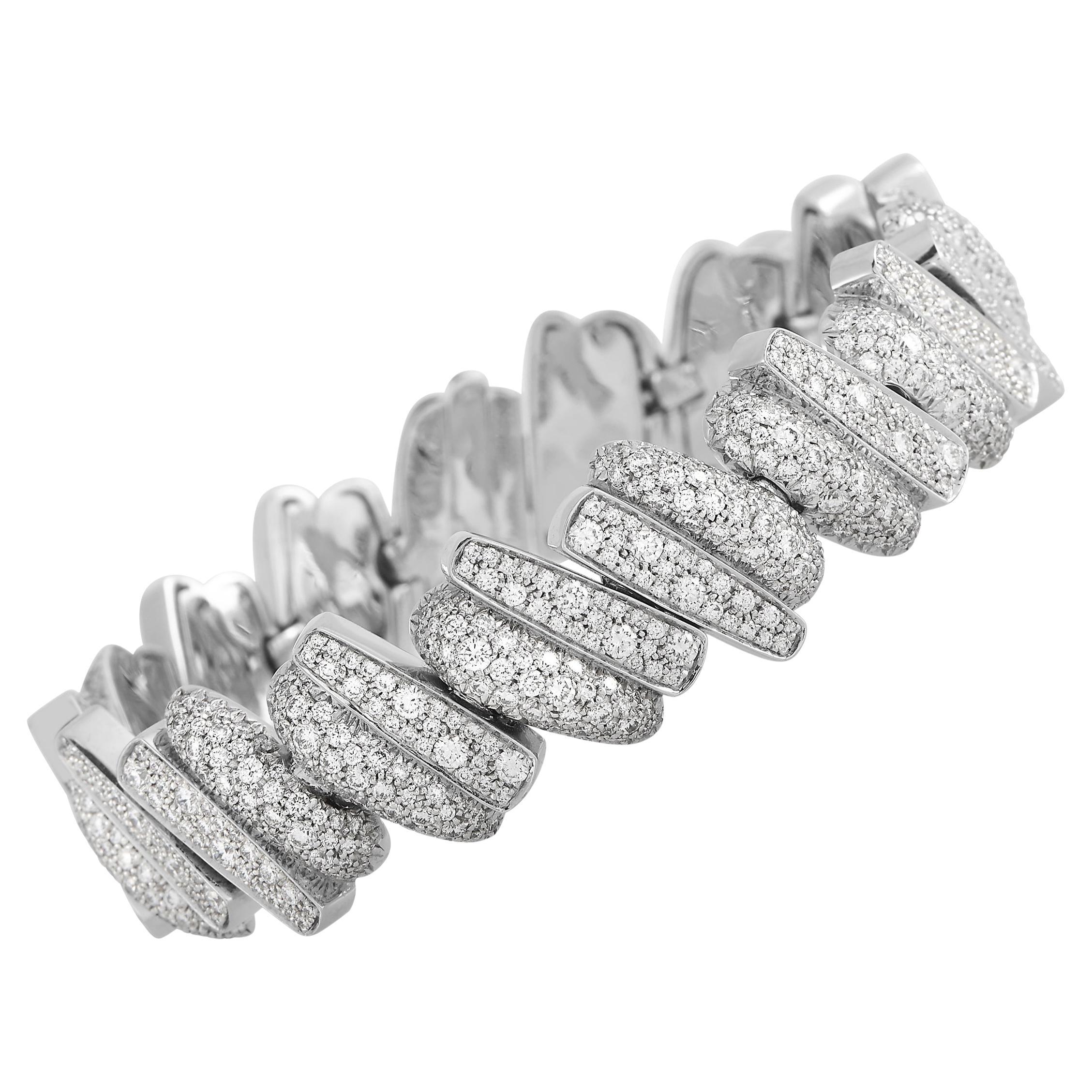 Fred of Paris Lovelight 18K White Gold 8.66 ct Diamond Bracelet
