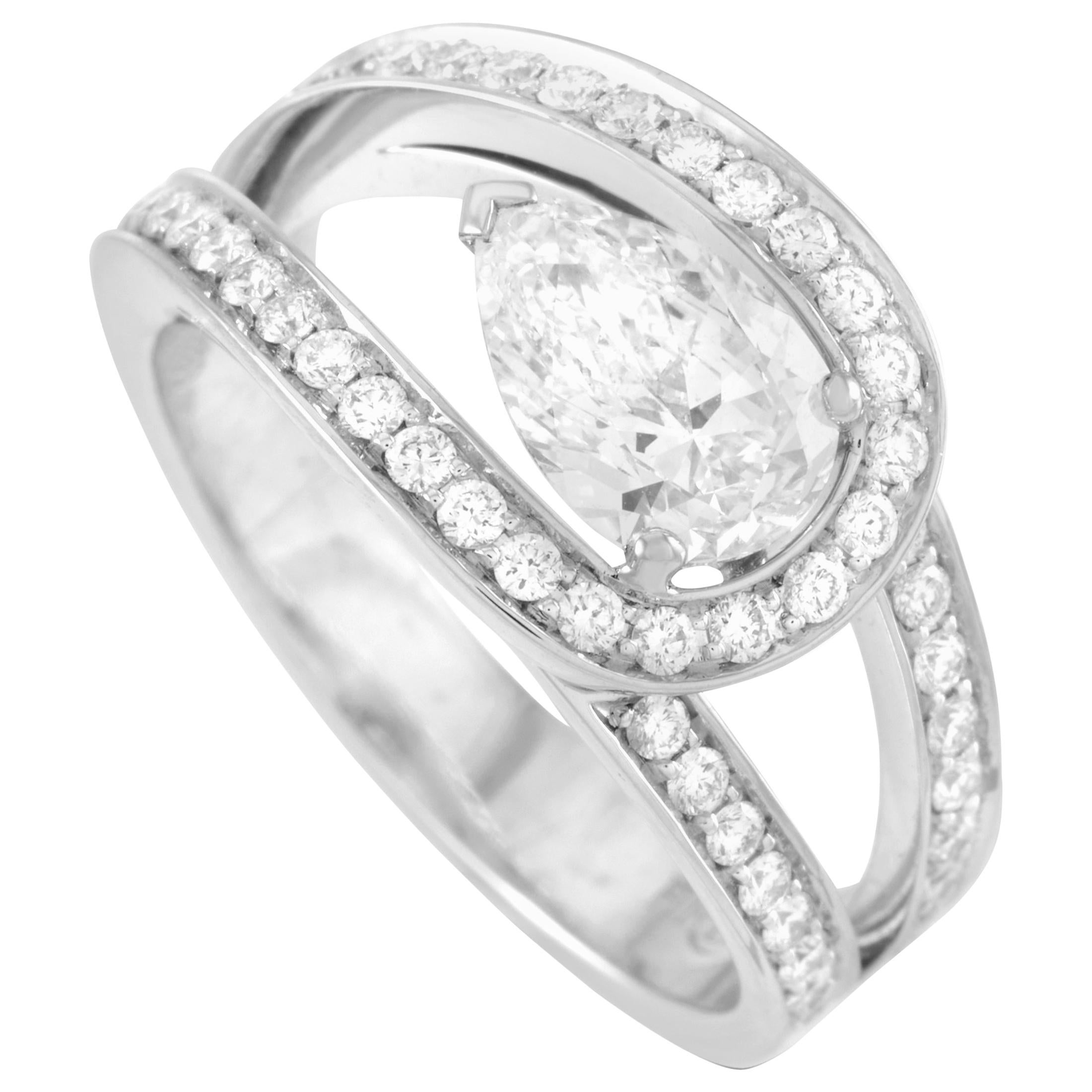 Fred of Paris Lovelight Platin 1,56 Karat Birne und runder Diamantring