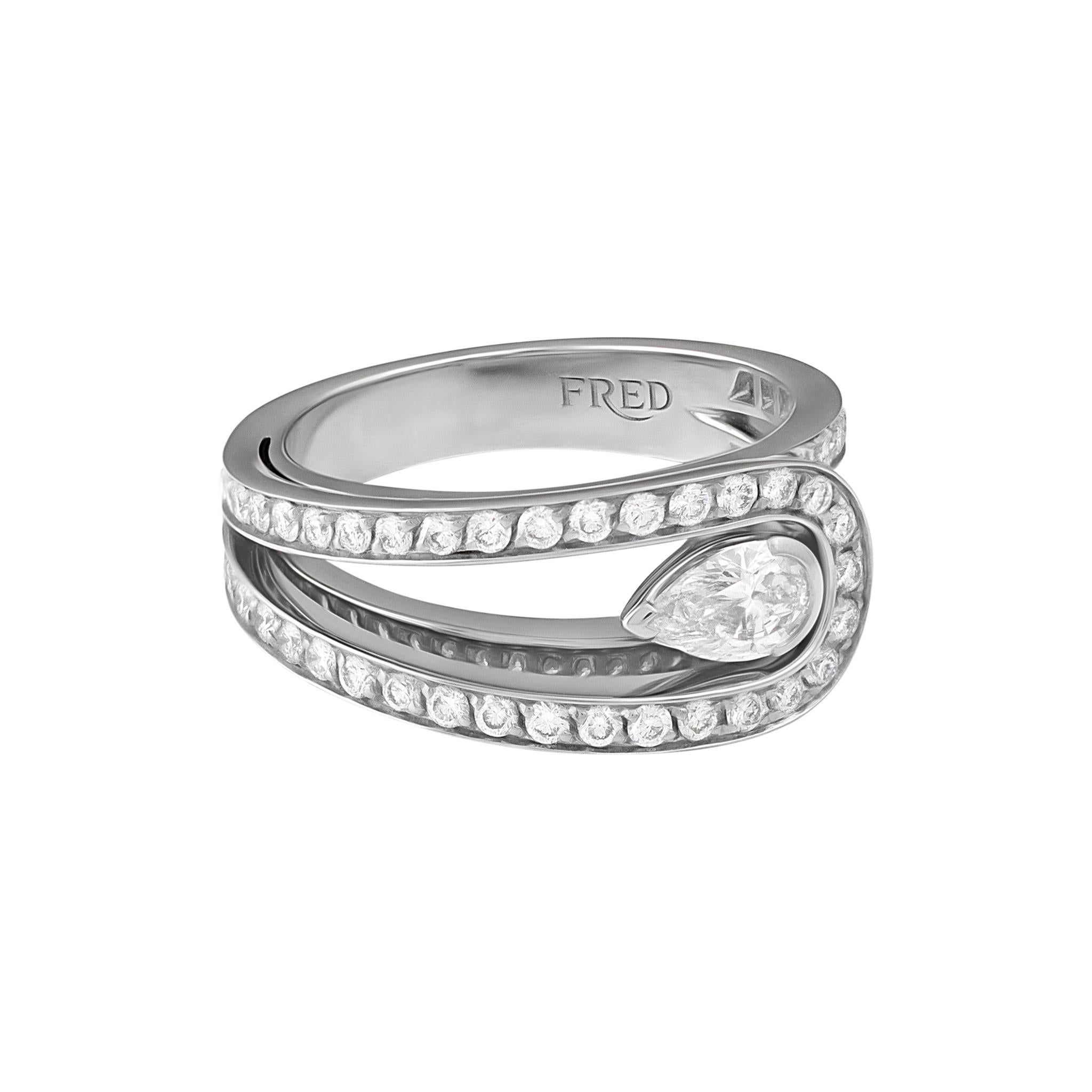 Fred of Paris Platin-Diamantring mit birnenförmigem Ring (Moderne) im Angebot