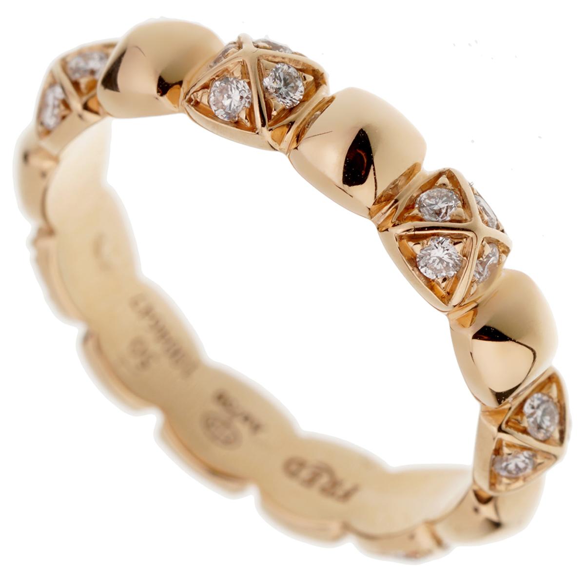 A chic Fred of Paris eternity ring showcasing alternating diamond pyramids adorned with .34ct of the finest round brilliant cut diamonds set in 18k rose gold.

Size 5