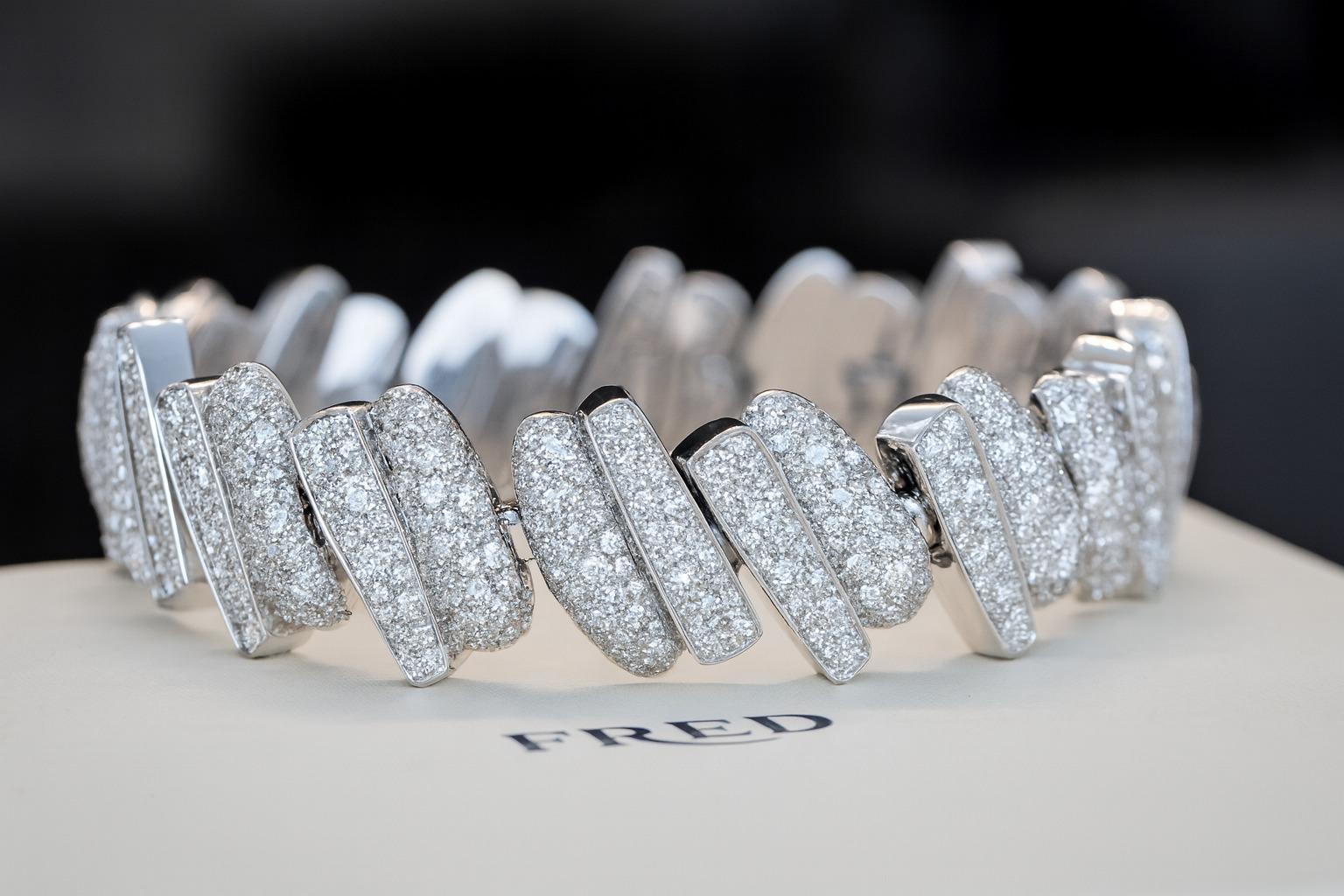 Fred of Paris Success 18k White Gold Pave Diamond Bracelet

This exceptional bracelet is from the renowned Success collection by Fred of Paris. A statement piece of timeless elegance, it comes brand new with the original Fred of Paris box and