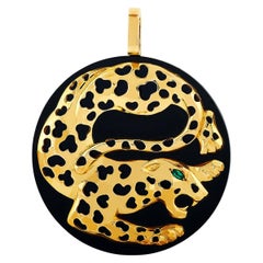Fred of Paris Vintage 18 Karat Yellow Gold Emerald Panther Pendant