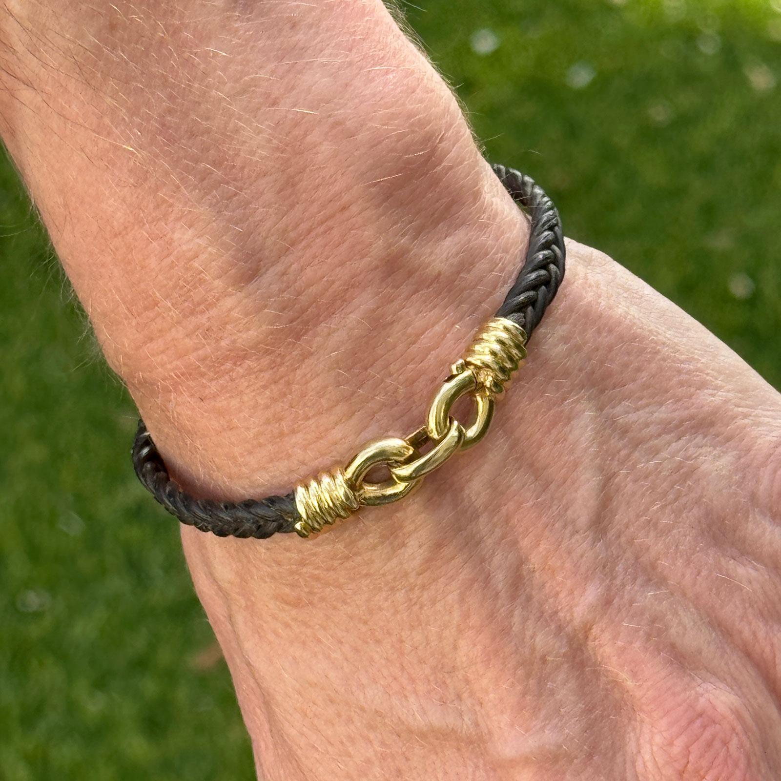 Fred Paris 18 Karat Yellow Gold & Black Leather Cord Bracelet In Excellent Condition For Sale In Boca Raton, FL