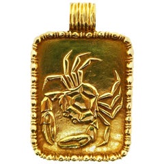 Fred Paris 18 Karat Yellow Gold Zodiac Cancer Pendant