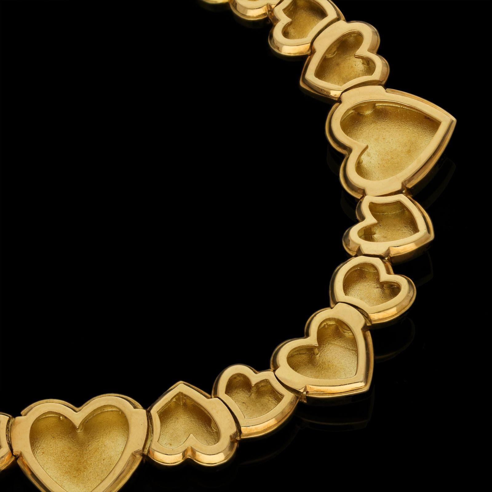 Women's Fred Paris 18ct Gold Necklace of Chunky Overlapping Heart Motifs, French C.1980s