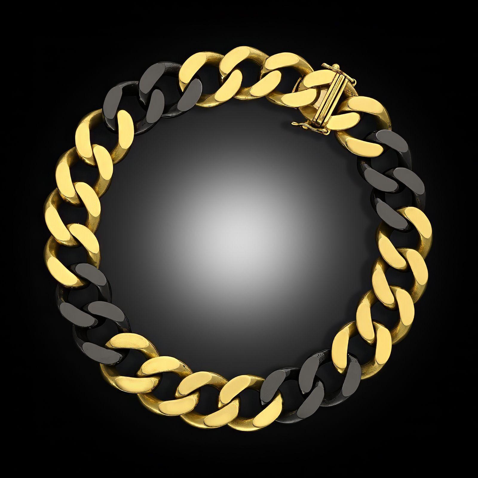 Fred Paris 18ct Yellow Gold & Blackened Gold Curb Link Bracelet In Good Condition For Sale In London, GB