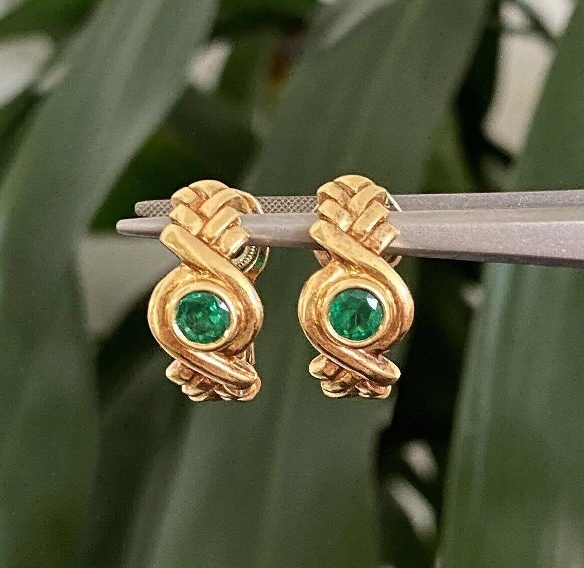Round Cut FRED PARIS 18k Yellow Gold & Emerald Clip On Hoop Earrings Circa 1980s Vintage For Sale