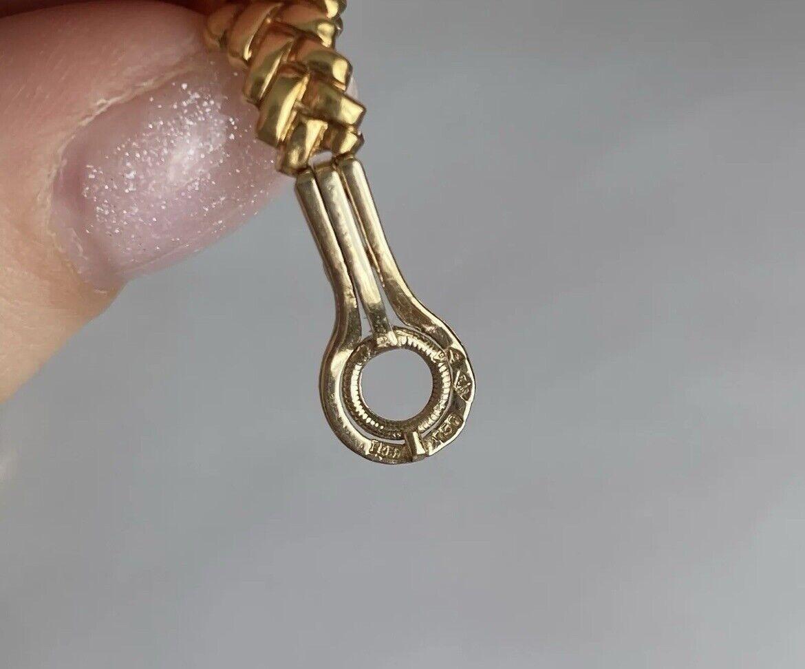 FRED PARIS Ohrclips aus 18 Karat Gelbgold und Smaragd Circa 1980er Jahre Vintage im Angebot 2