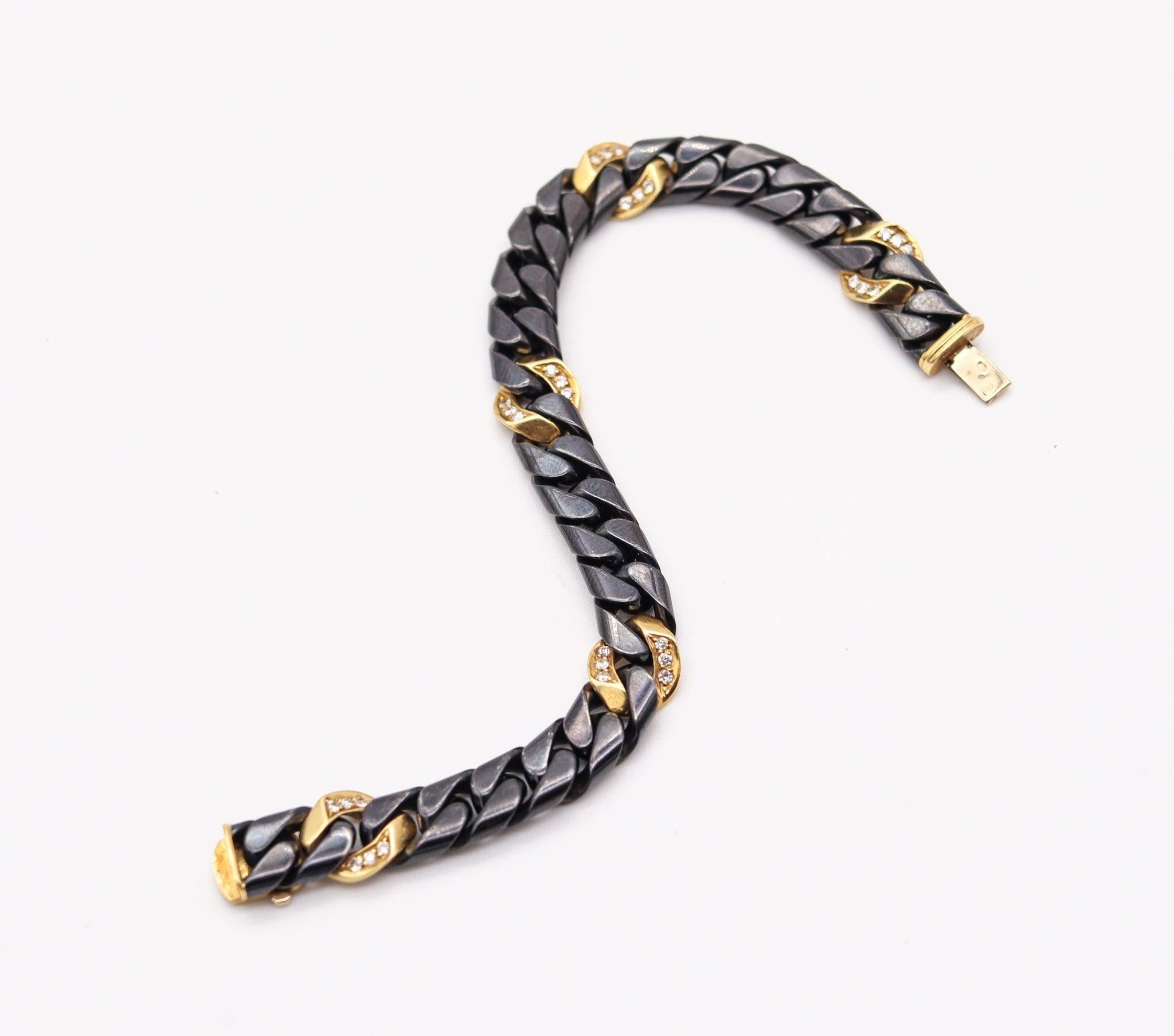 Donna Fred Paris 1970 Bracciale a catena bicolore in oro giallo 18Kt con diamanti VS in vendita