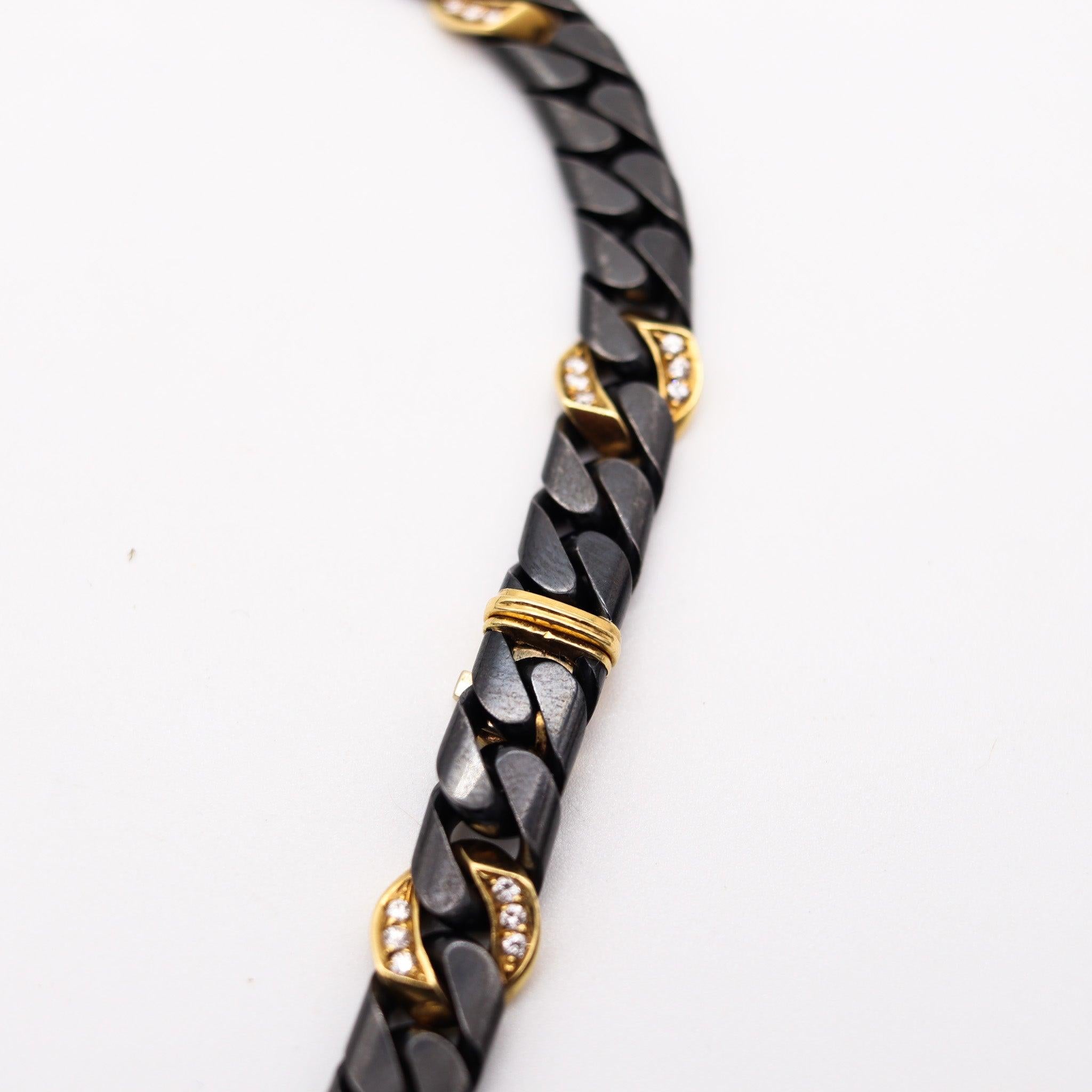 Fred Paris 1970 Collana a catena bicolore in oro giallo 18Kt e diamanti 1,98 Ctw in vendita 1