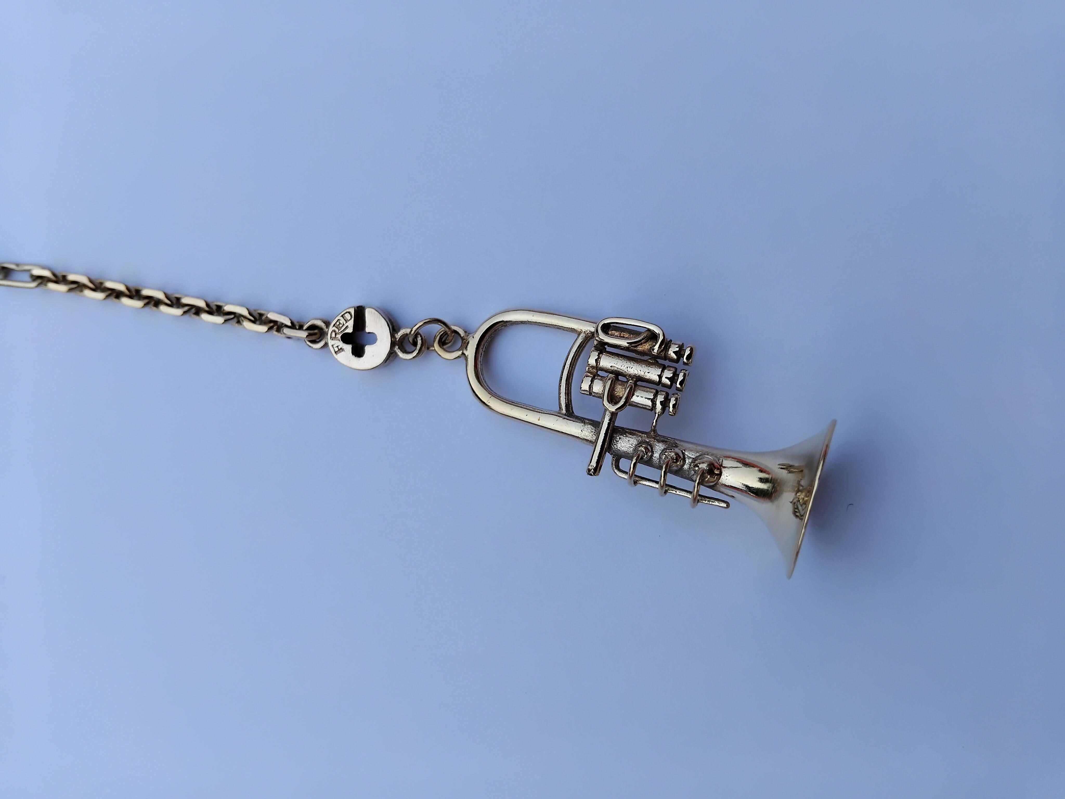 Fred Paris by Gaetan de Percin Tromba Portachiavi Charm in vendita 7