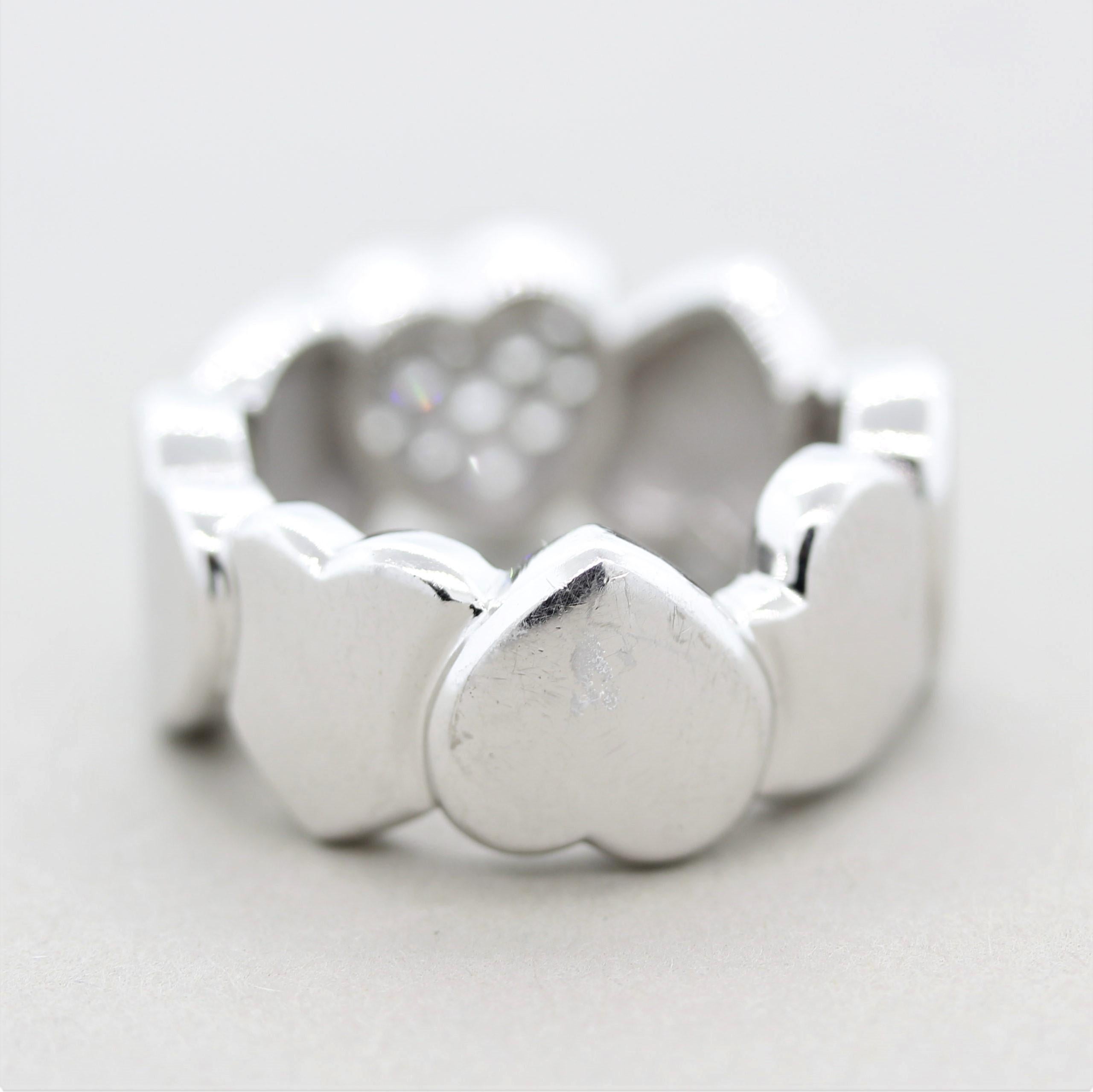 Fred Paris Diamant Gold Herz Band Ring im Zustand „Hervorragend“ in Beverly Hills, CA