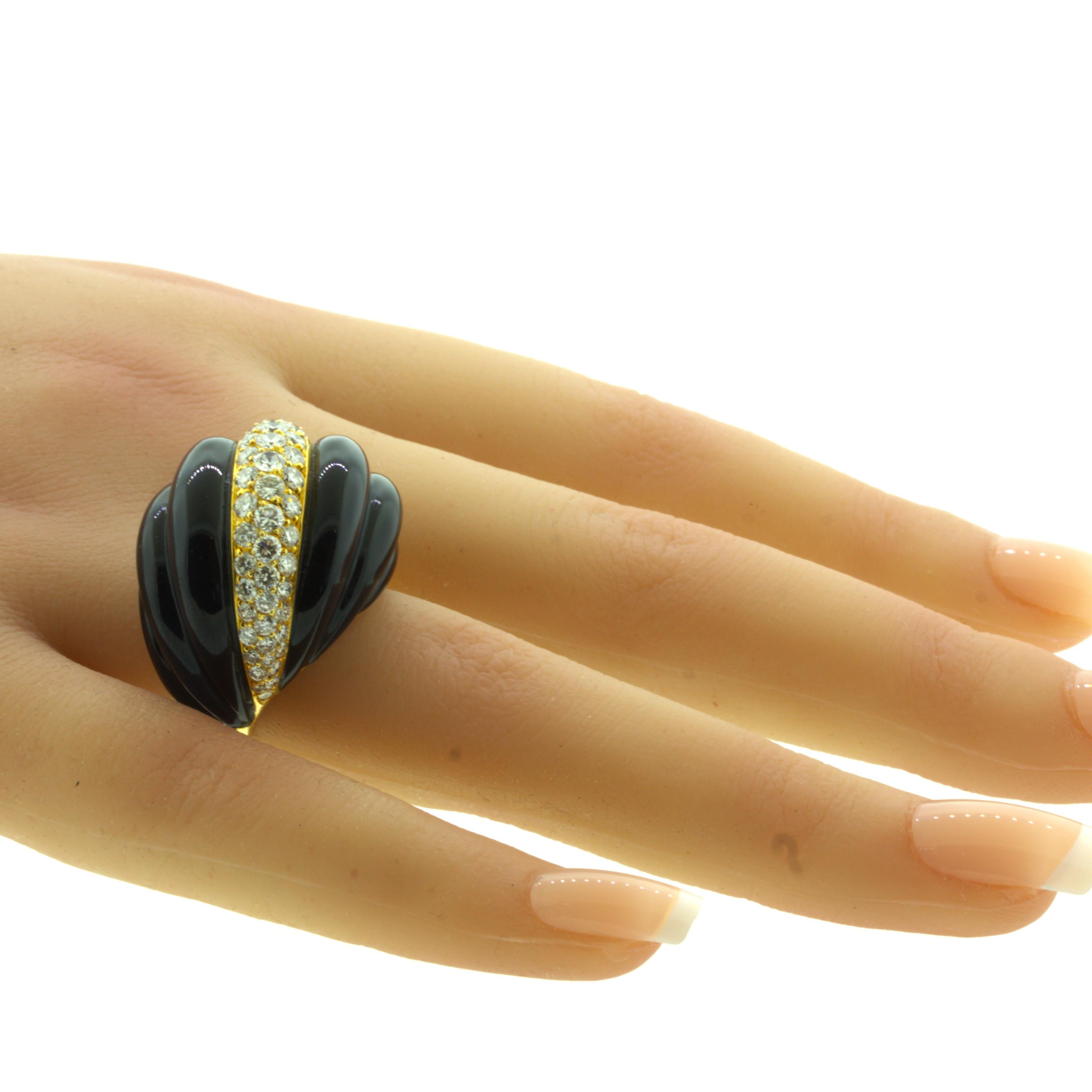 Fred Paris Diamond Onyx 18K Yellow Gold Cocktail Ring, French For Sale 2