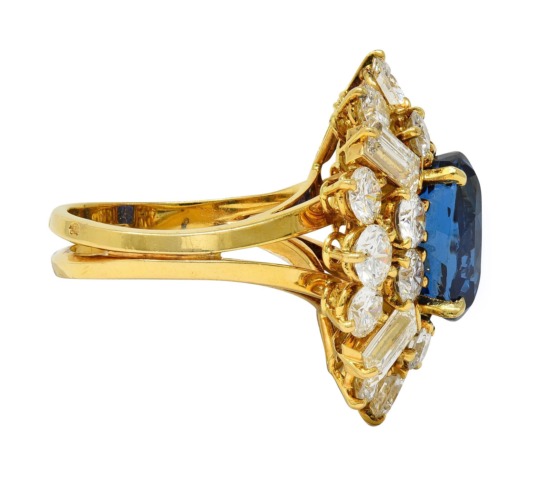 Taglio ovale Fred Paris - Anello con diamante zaffiro di Ceylon senza calore da 13,56 CTW in oro giallo 18 carati in vendita