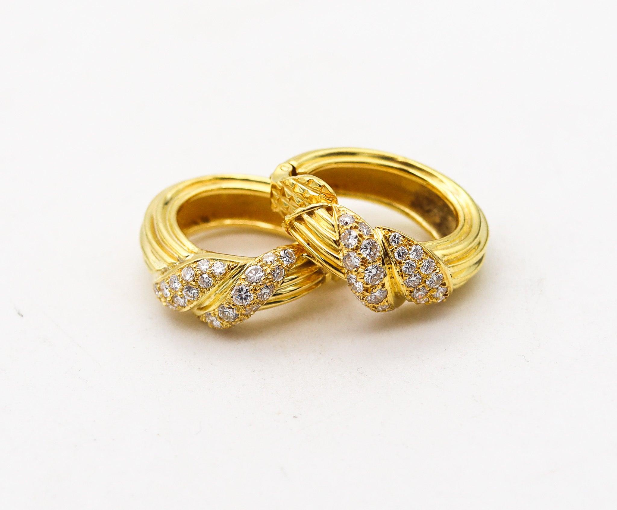 Brilliant Cut FRED PARIS Hoops Earrings In 18Kt Yellow Gold With 1.68 Ctw In VS Diamonds