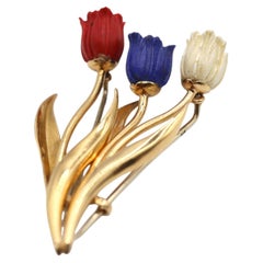 Fred Paris Lapis Blanc Rouge Tulipes Broches en or jaune 18K Drapeau français, 1970