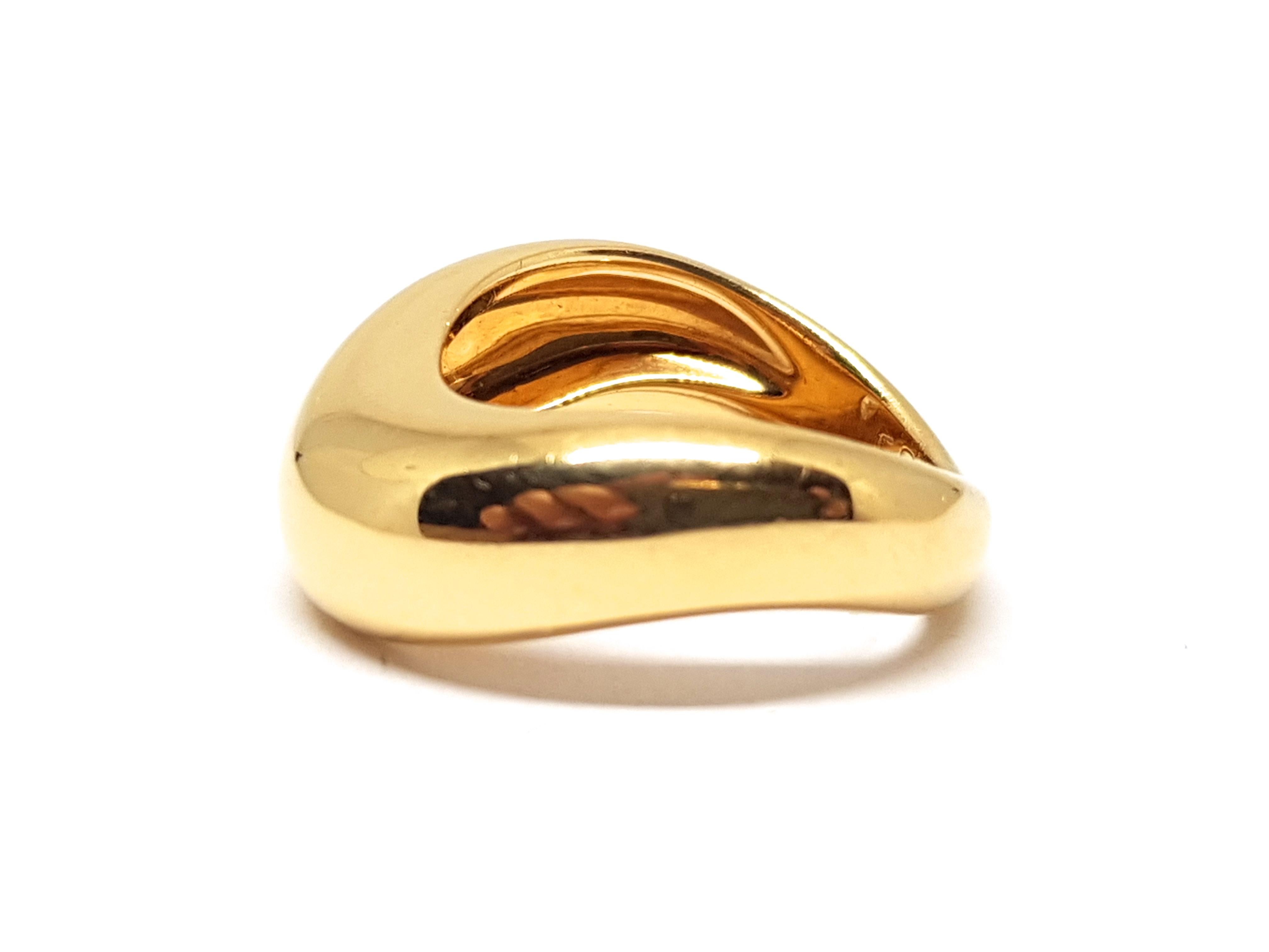 Contemporary Fred Paris Yellow Gold Diamond Ring