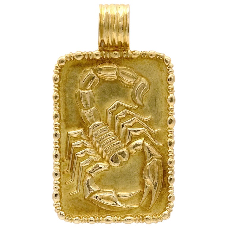 Fred Scorpio 18 Karat Gold Zodiac Pendent Necklace at 1stDibs | aital  qursi, scorpio gold pendant, scorpion gold pendant