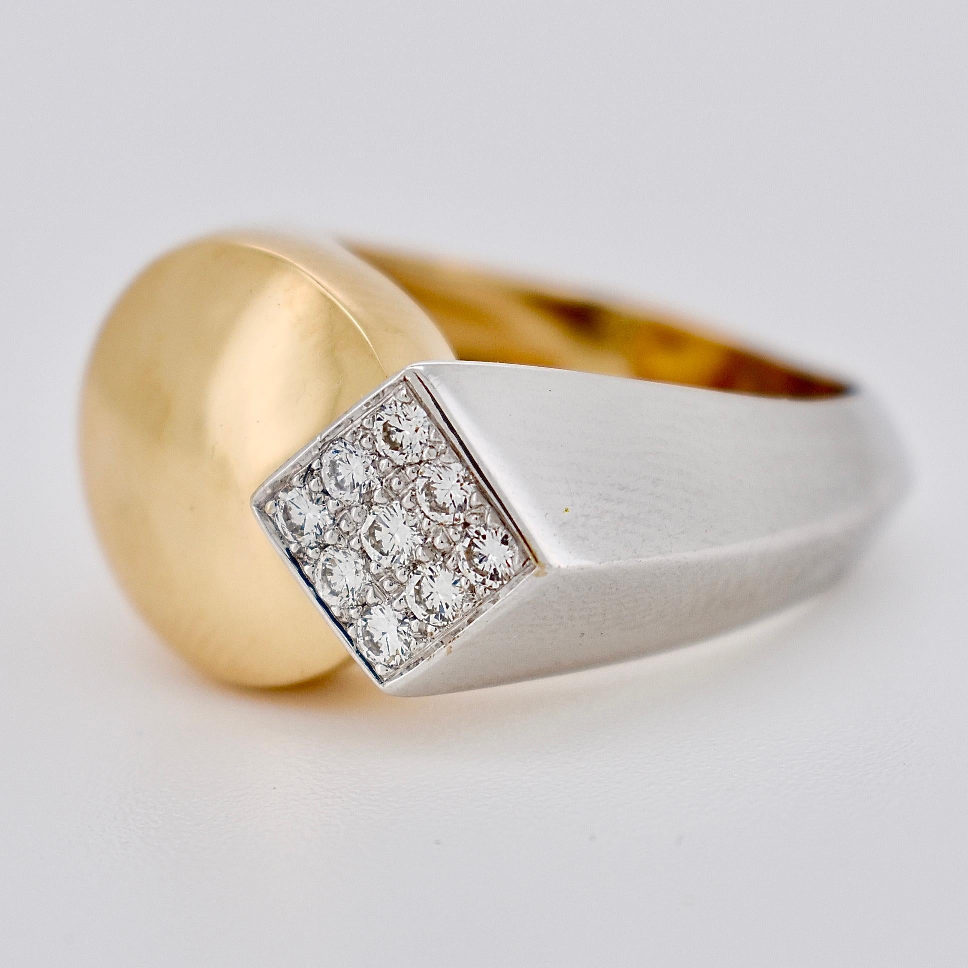 FRED Vintage Signet Ring, 18k Two-Tone Gold, Brilliant Diamonds, French Designer im Angebot 1