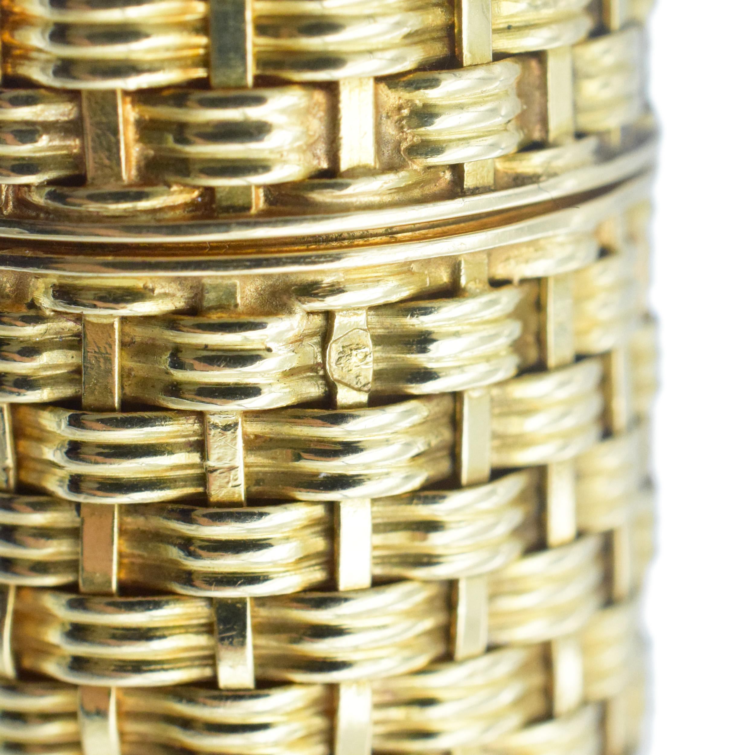 Fred Woven 18k Yellow Gold Perfume Holder en vente 7