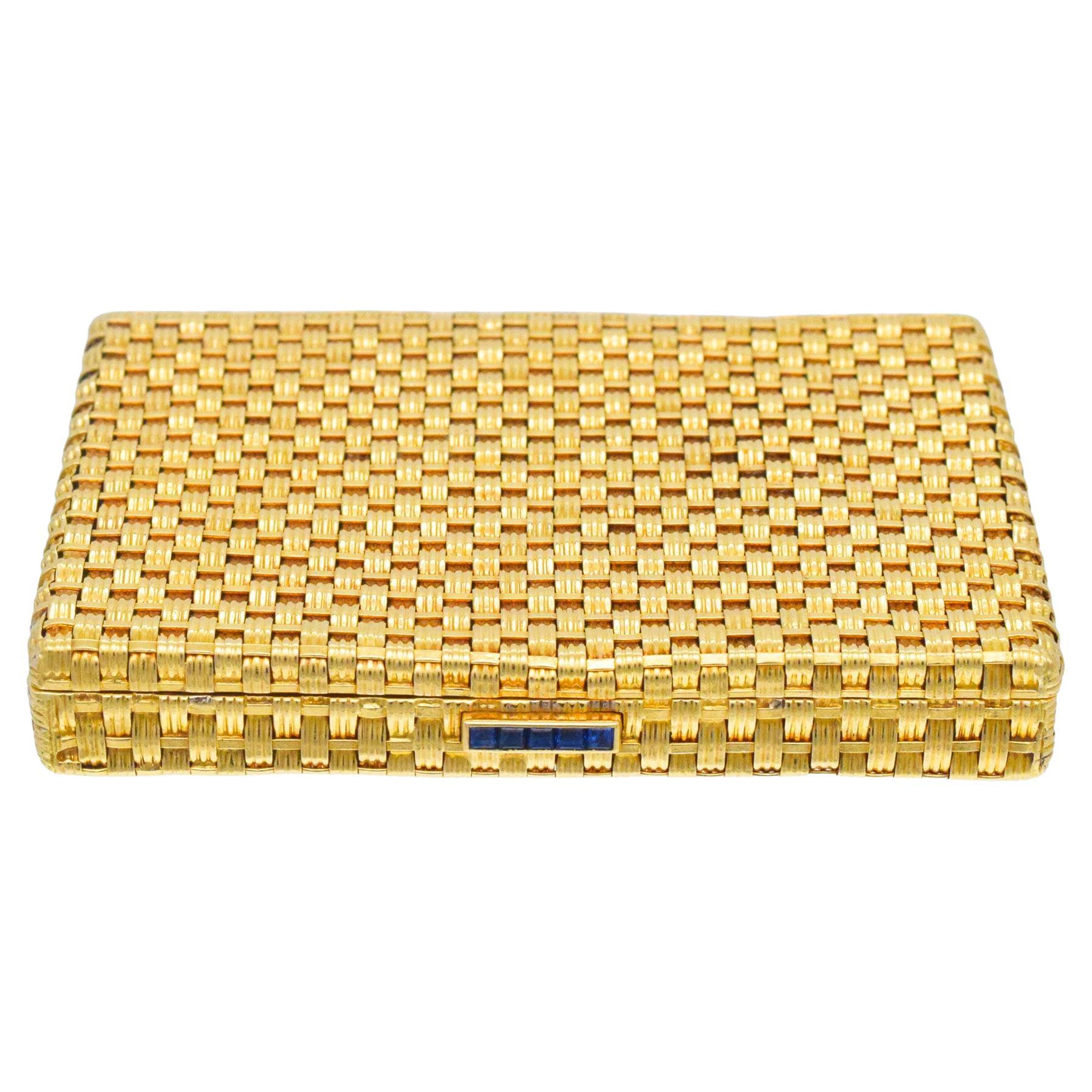 Fred Woven 18k Yellow Gold Powder Case With Sapphire Thumb piece. For Sale