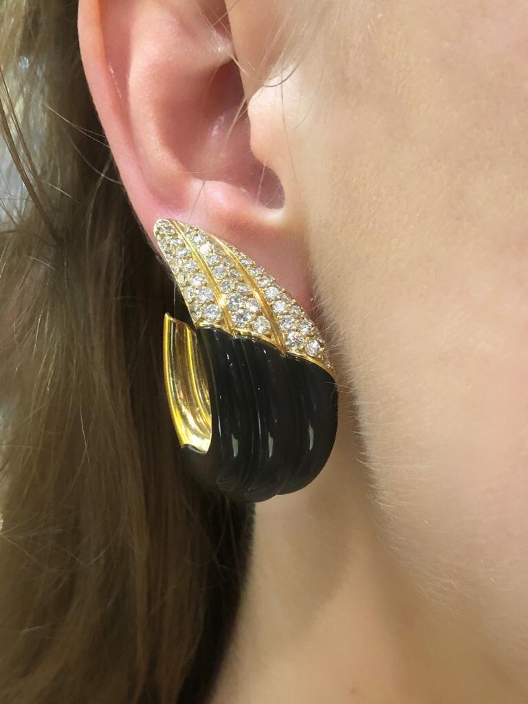 Brilliant Cut Fred Yellow Gold and Onyx Earrings