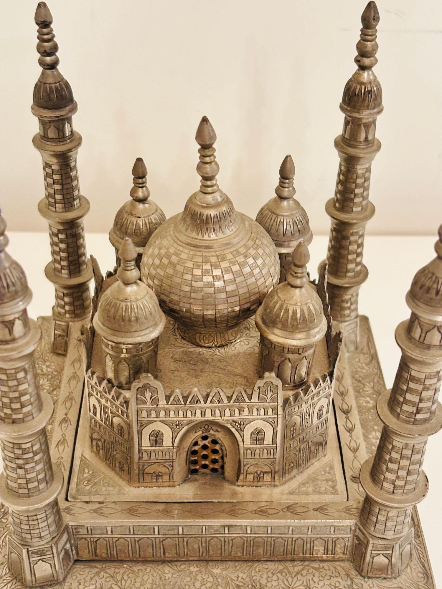 Fred Zimbalist Taj Mahal Music Box Swiss Thorens Movement Circa 1930 Number 29 For Sale 7