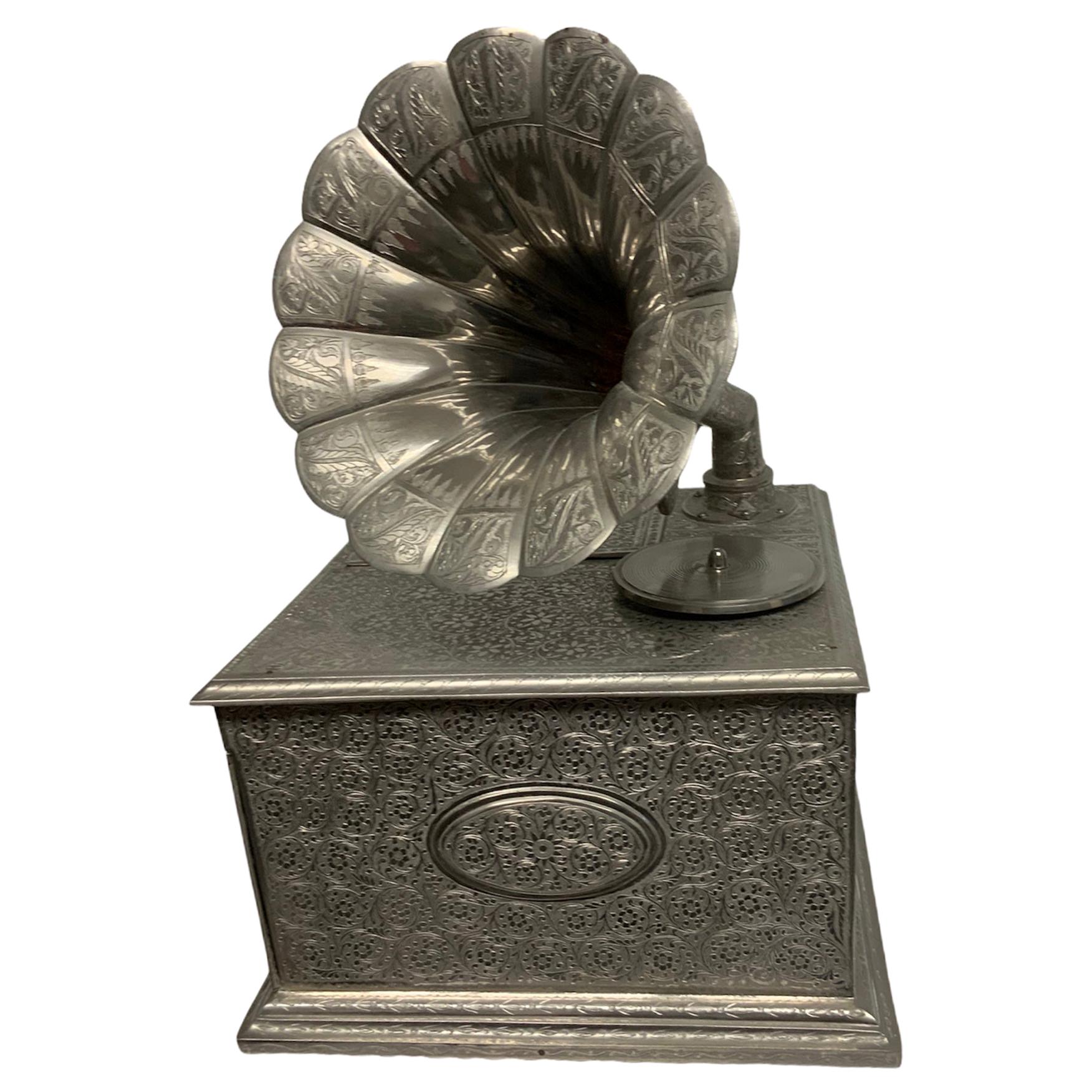 What is the horn on a phonograph called?