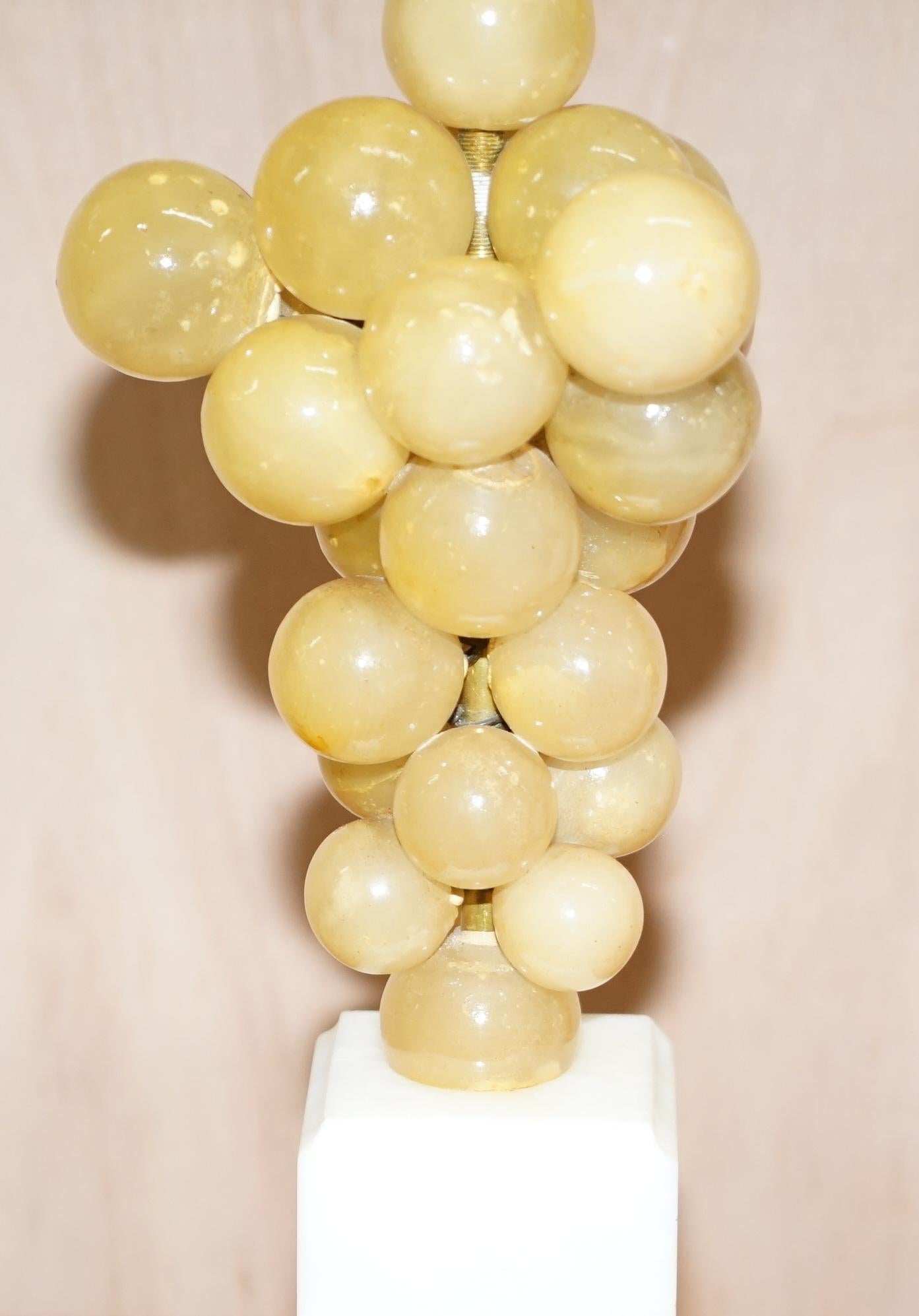 Freddy Rensonnet Fully Stamped Carrara Marble Base Lamp with Alabaster Grapes For Sale 5