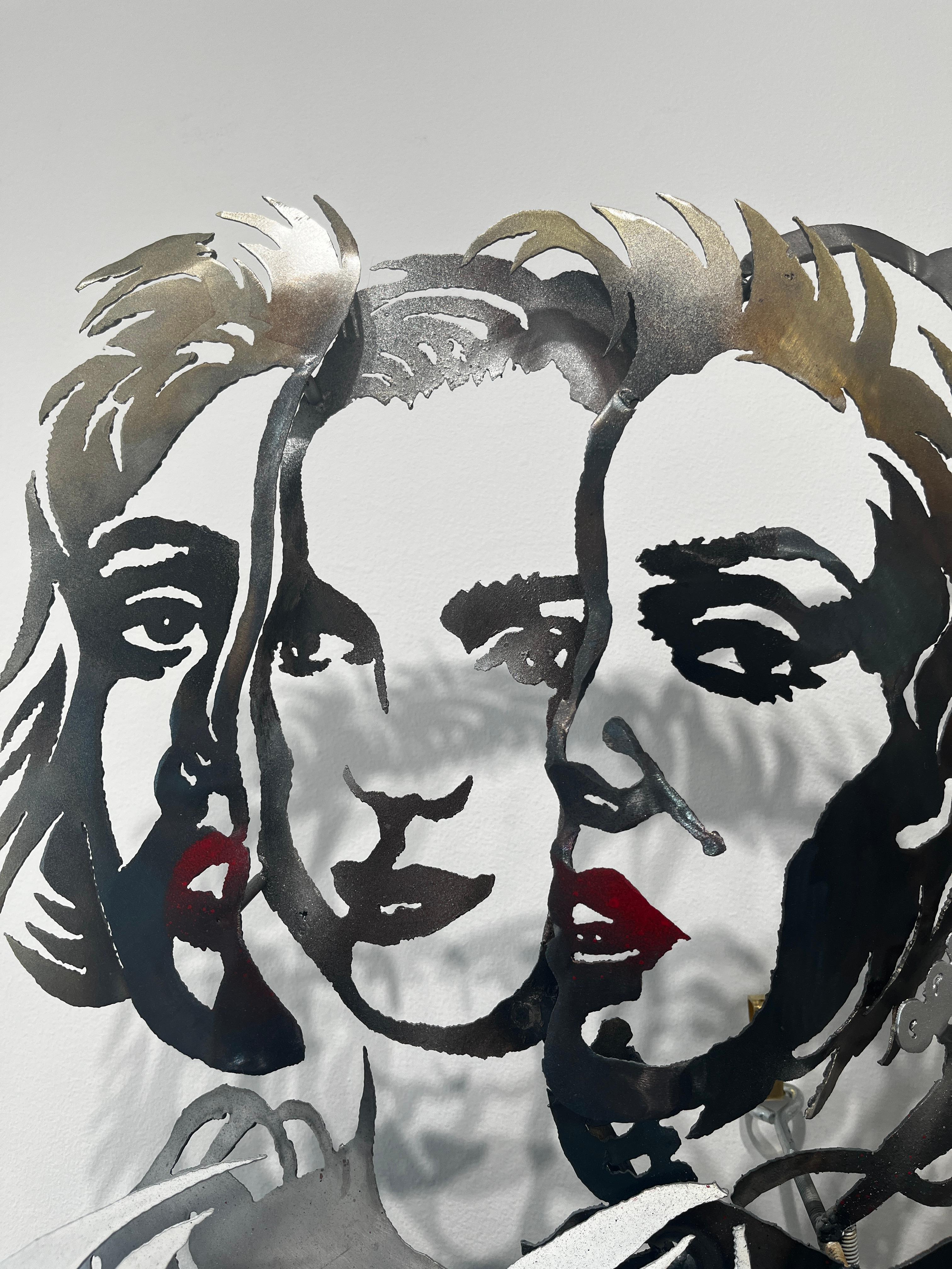 Sculpture murale en métal 3D en haut-relief « Marilyn Android » en vente 2