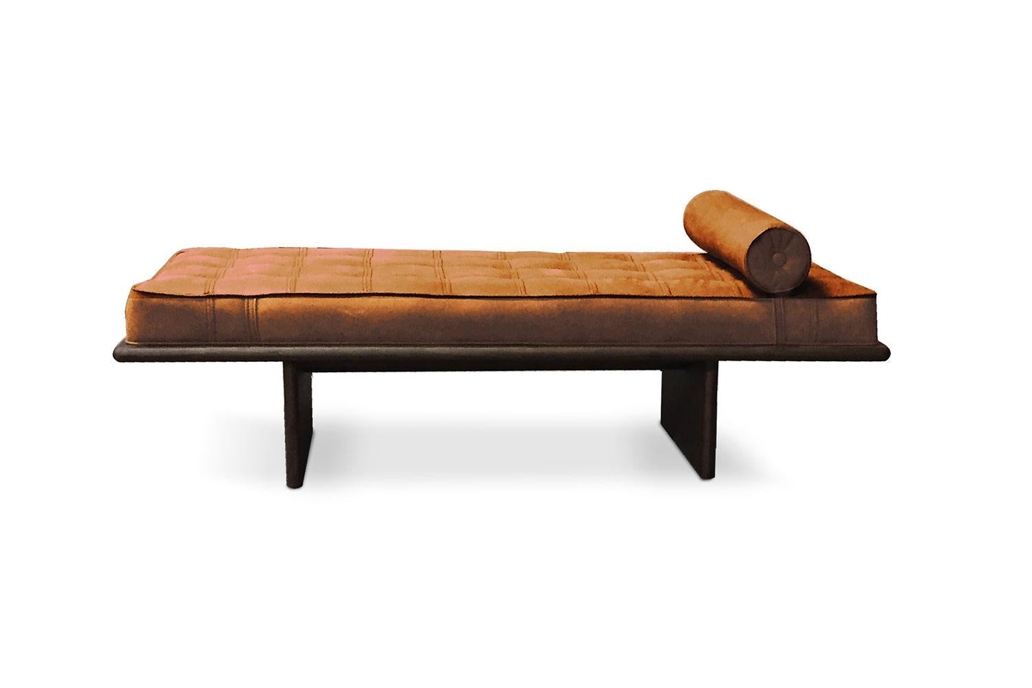 Portuguese Frederic Daybed by Collector For Sale
