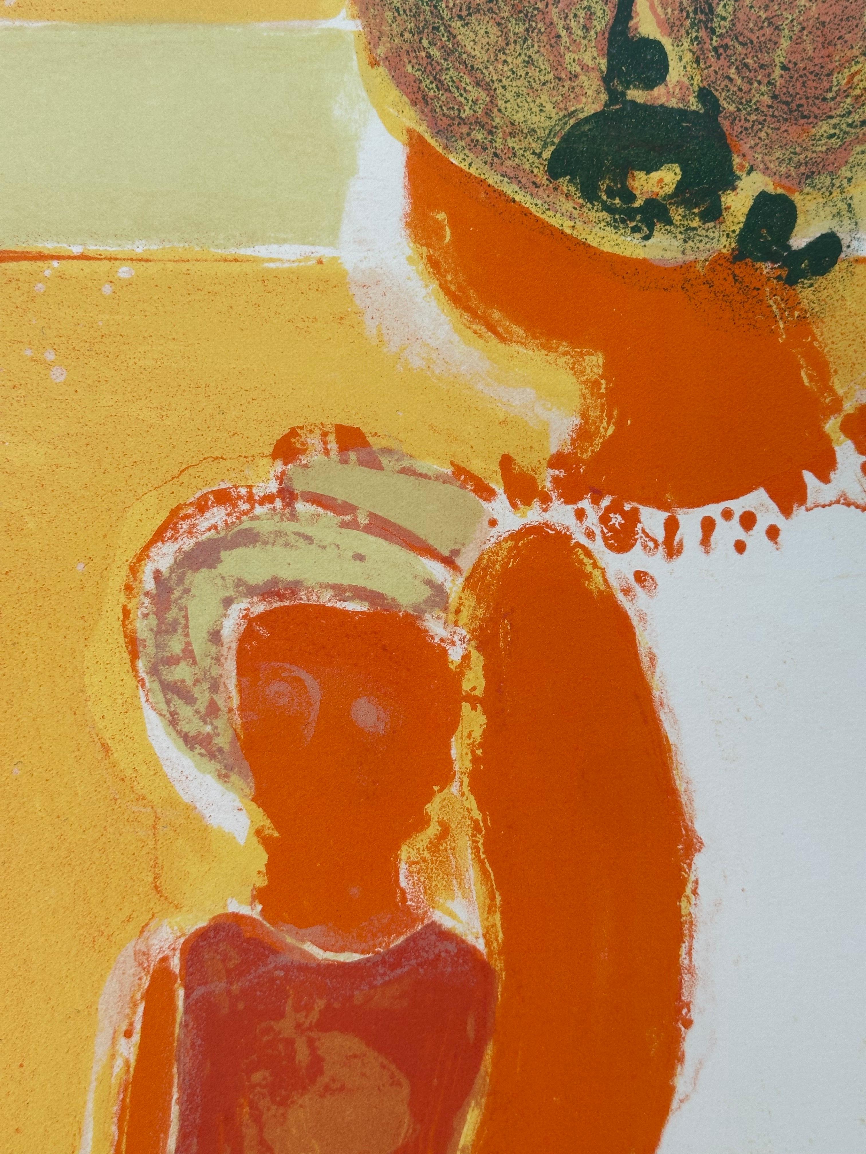 En Allant a la Plage (Strandlandschaft mit Booten Frankreich) (Braun), Figurative Print, von Frederic Menguy