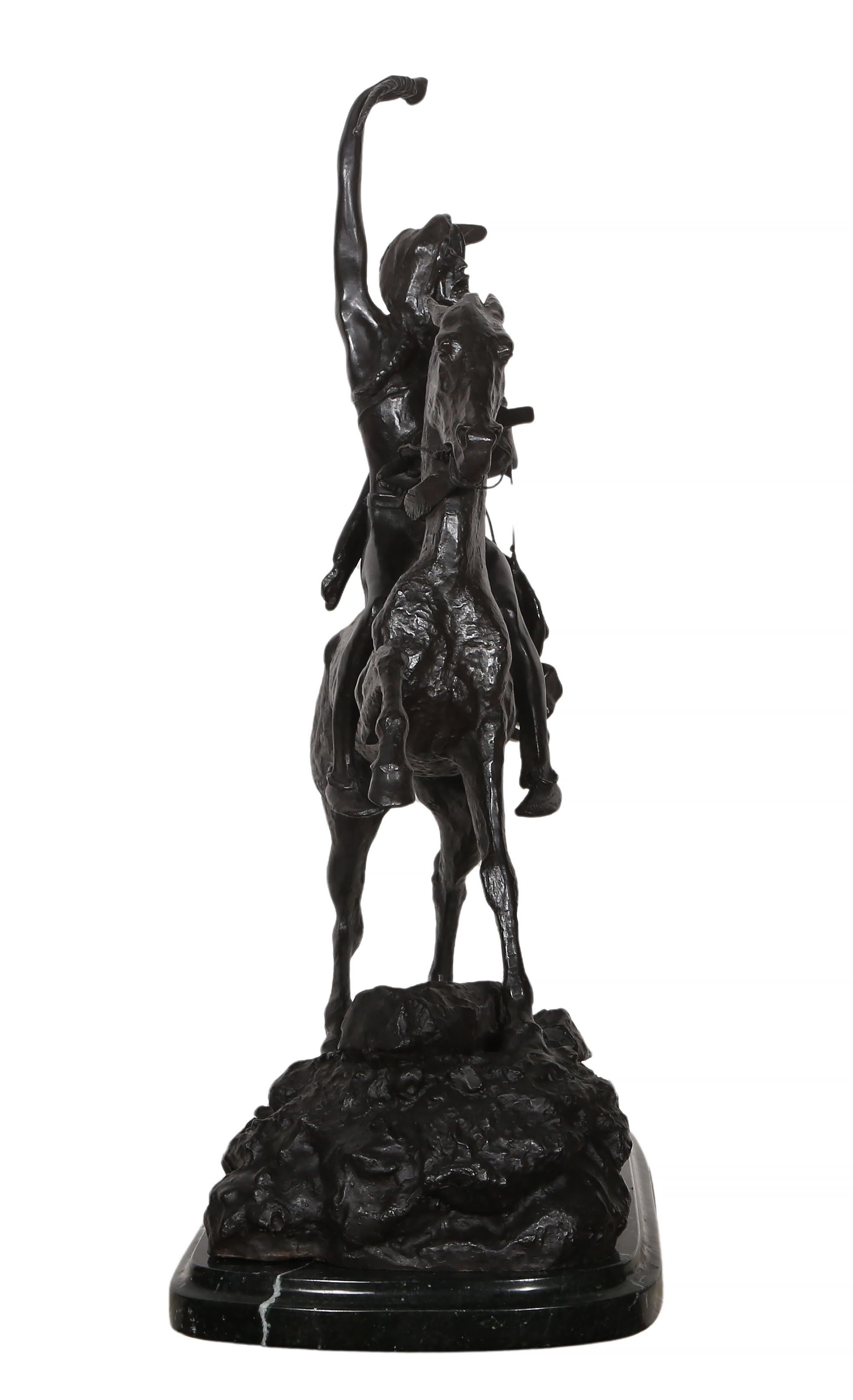 Il cuoio capelluto, scultura realista americana in bronzo (after) Frederic Remington in vendita 2