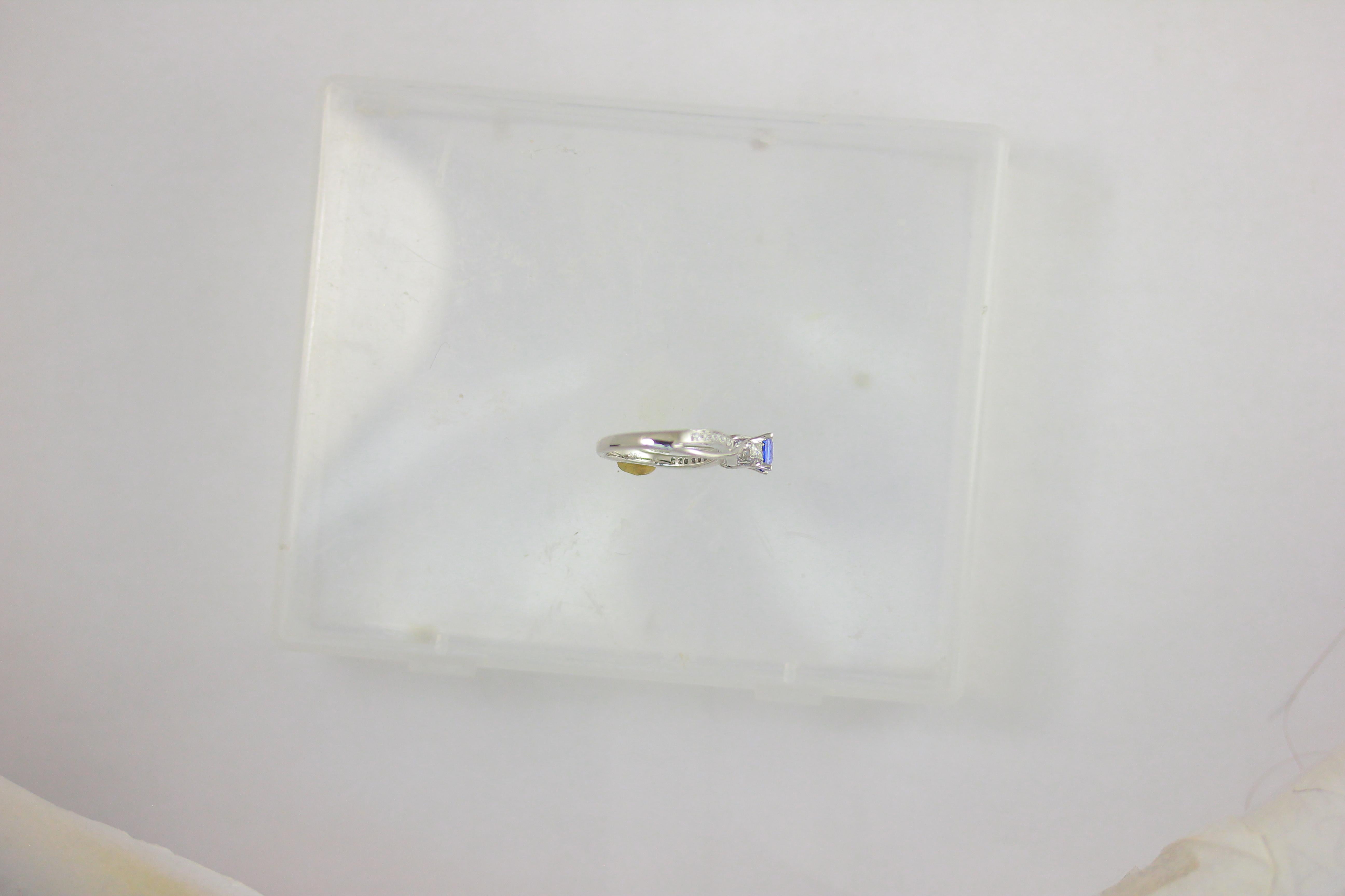 Women's Frederic Sage 0.76 Carat Tanzanite Diamond Engagement Bridal Cocktail Ring For Sale