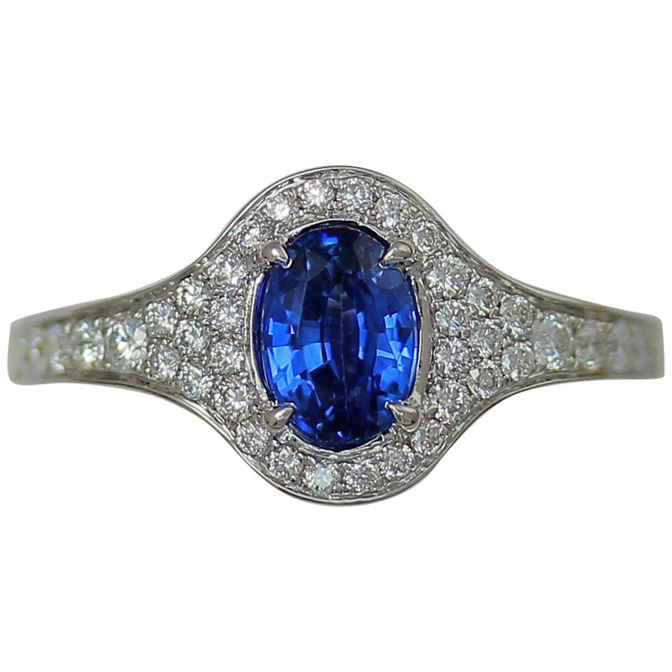 Frederic Sage 1.42 Carat Oval Sapphire White Diamond Engagement Bridal Ring For Sale