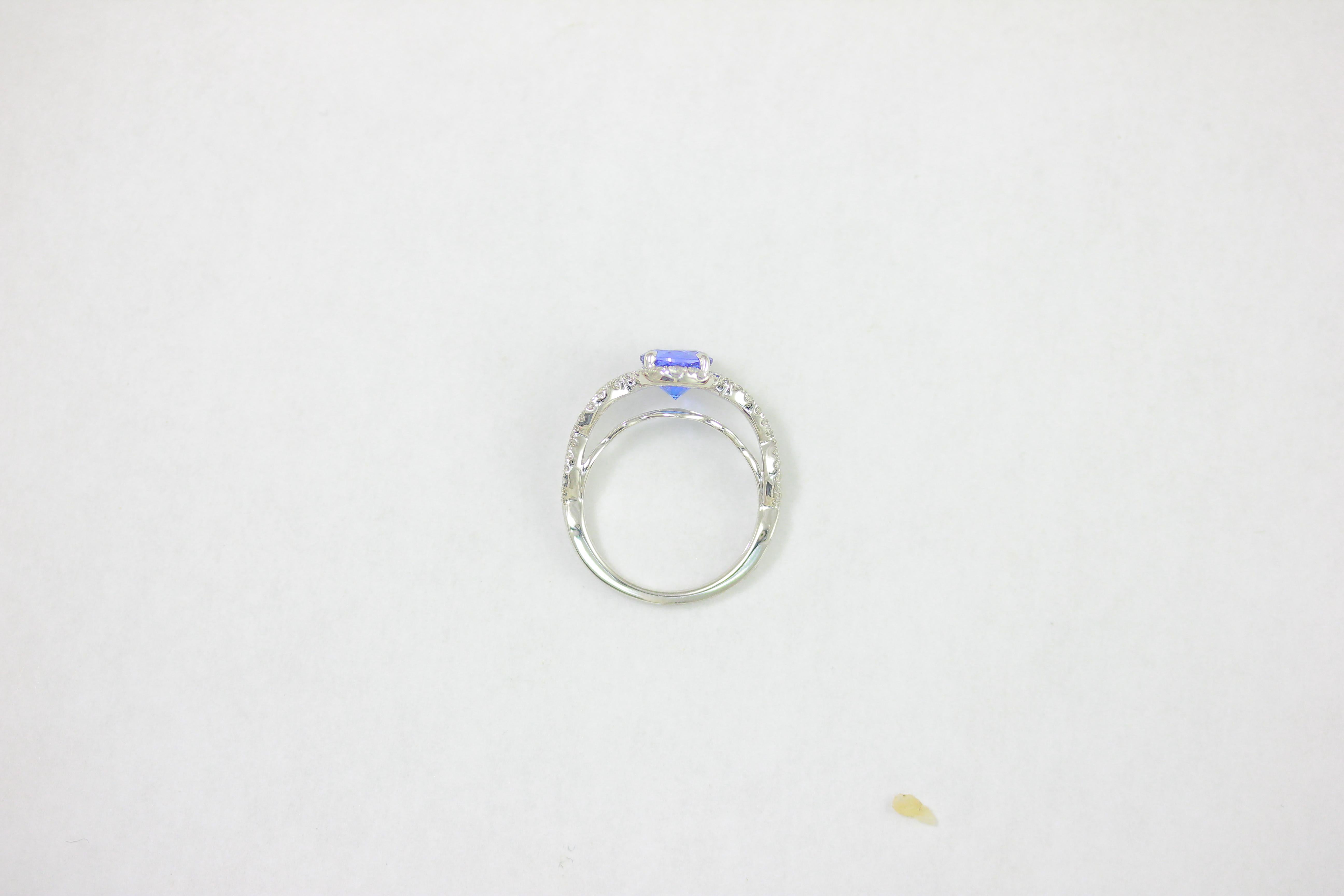 Contemporary Frederic Sage 1.64 Carat Tanzanite White Diamond Engagement Bridal Cocktail Ring For Sale