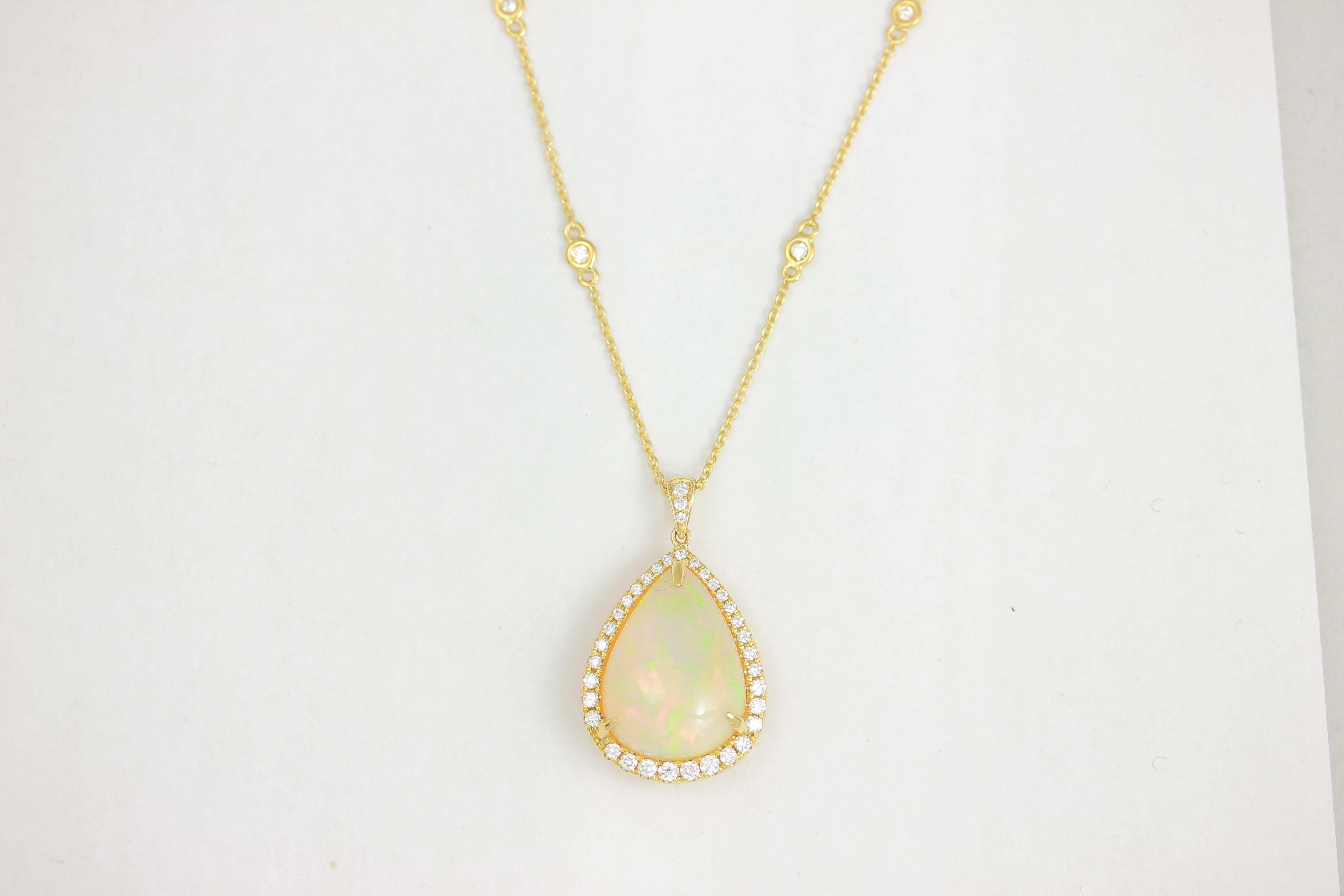 Frederic Sage 8.30 CTPear Shape Cab Opal One of Kind Pendant Necklace with chain In New Condition In New York, NY