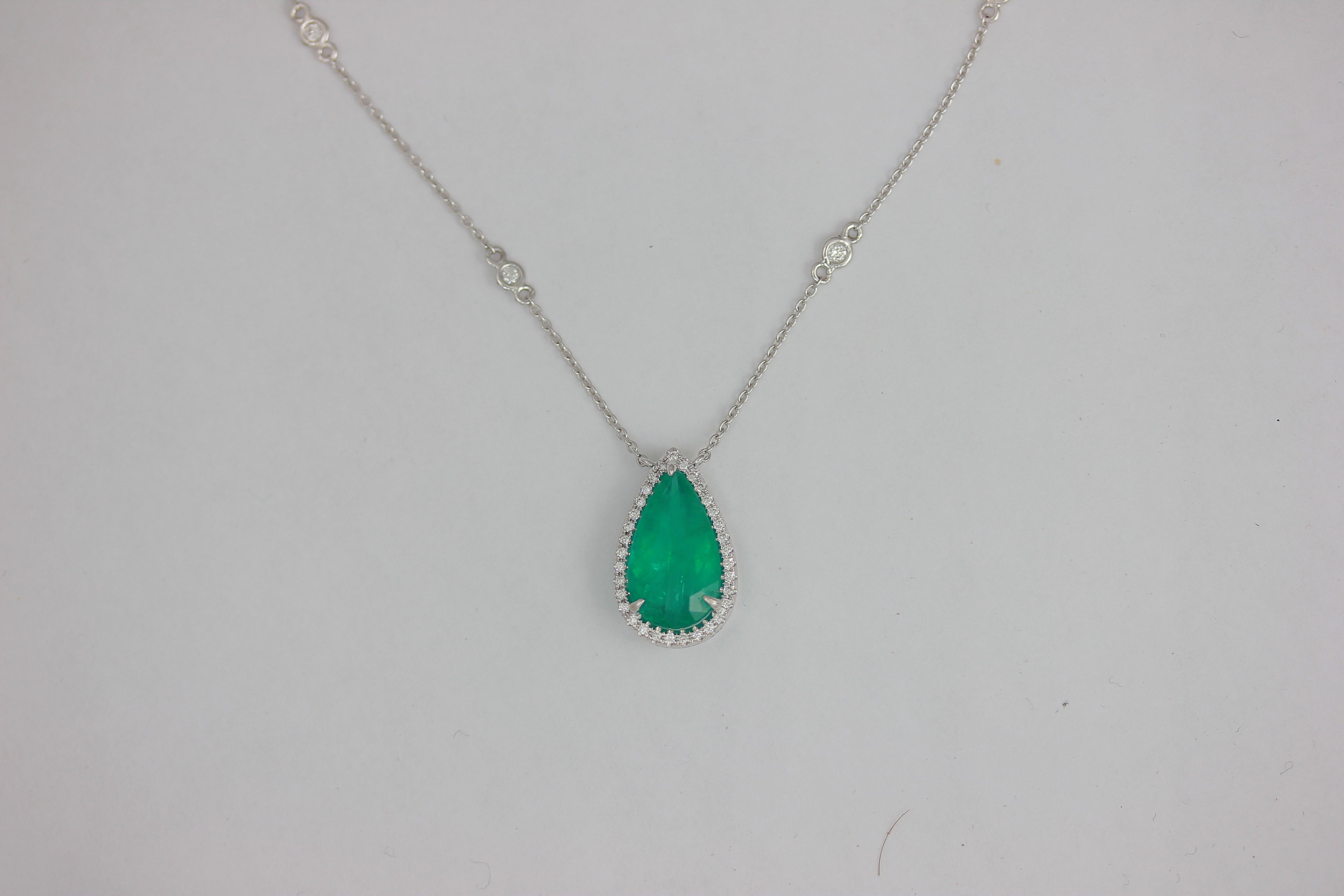 Contemporary Frederic Sage Pear Shape 3.74 Carat Emerald & Diamond Necklace Pendant For Sale