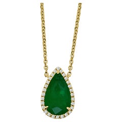 \Pear Shape Emerald Pendant with Chain