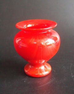 Frederick Carder Art Nouveau Alabaster Glass Museum Piece - Stevens and Williams