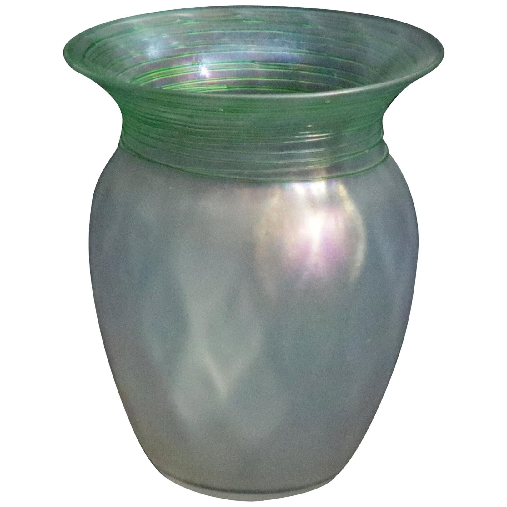Frederick Carder Steuben Threaded Verre De Soie Art Glass Vase