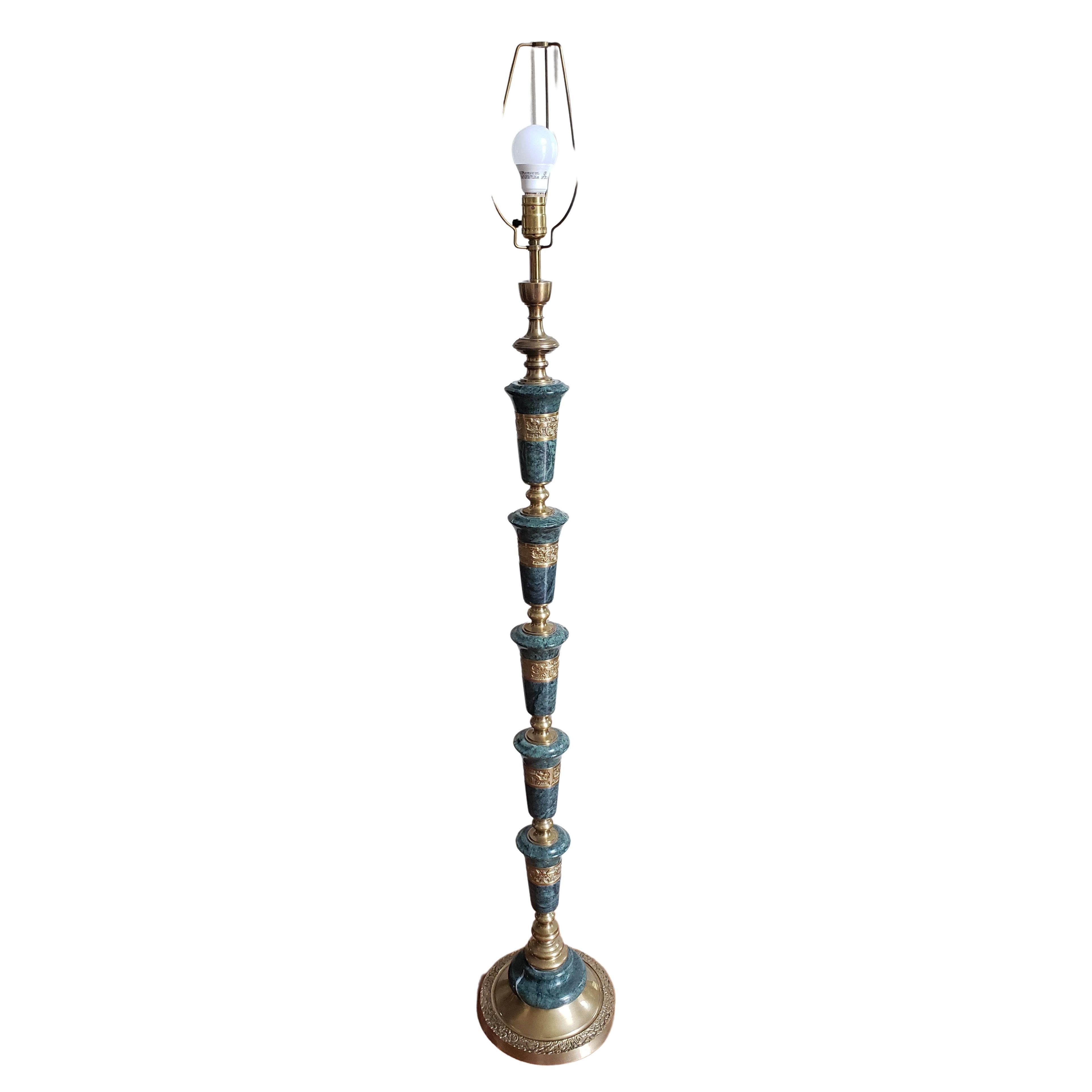 Asiatische Regency-Stehlampe aus Marmor und Messing von Frederick Cooper, ca. 1950er Jahre (Moderne der Mitte des Jahrhunderts) im Angebot
