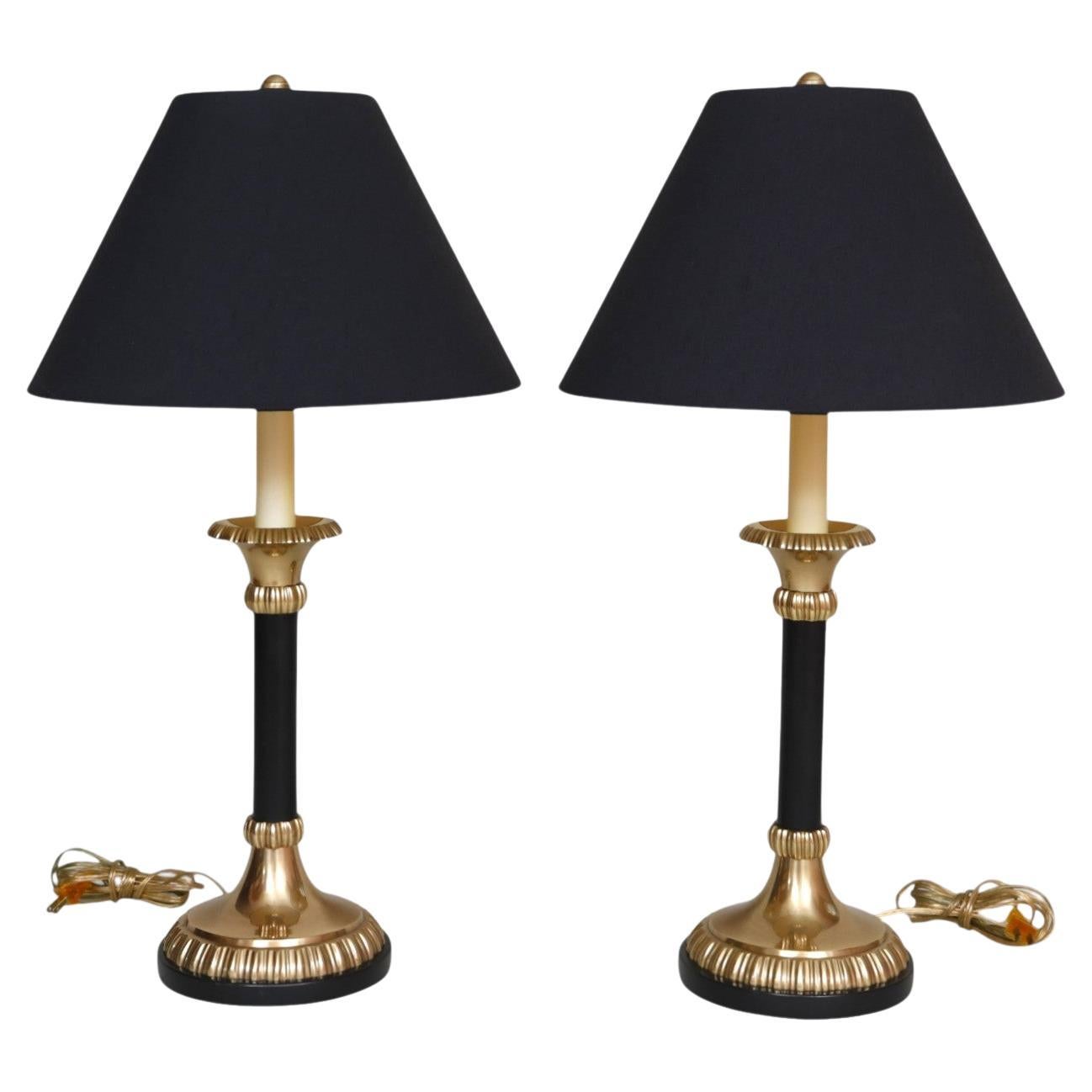 Paire de lampes-bougies Frederick Cooper en vente