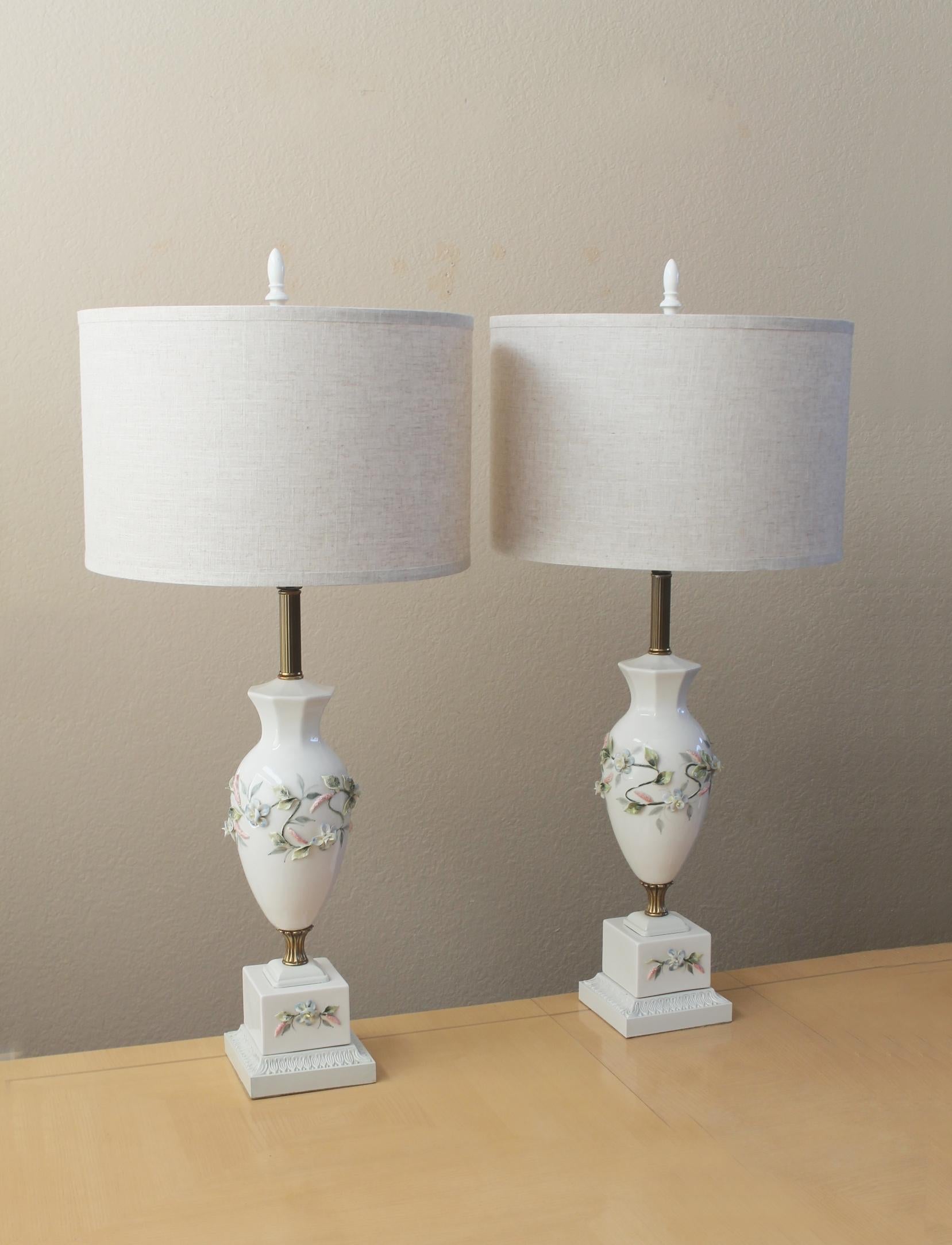 American Frederick Cooper Gorgeous Rococo Italian Porcelain Lamp Pair! Floral Louis XV For Sale