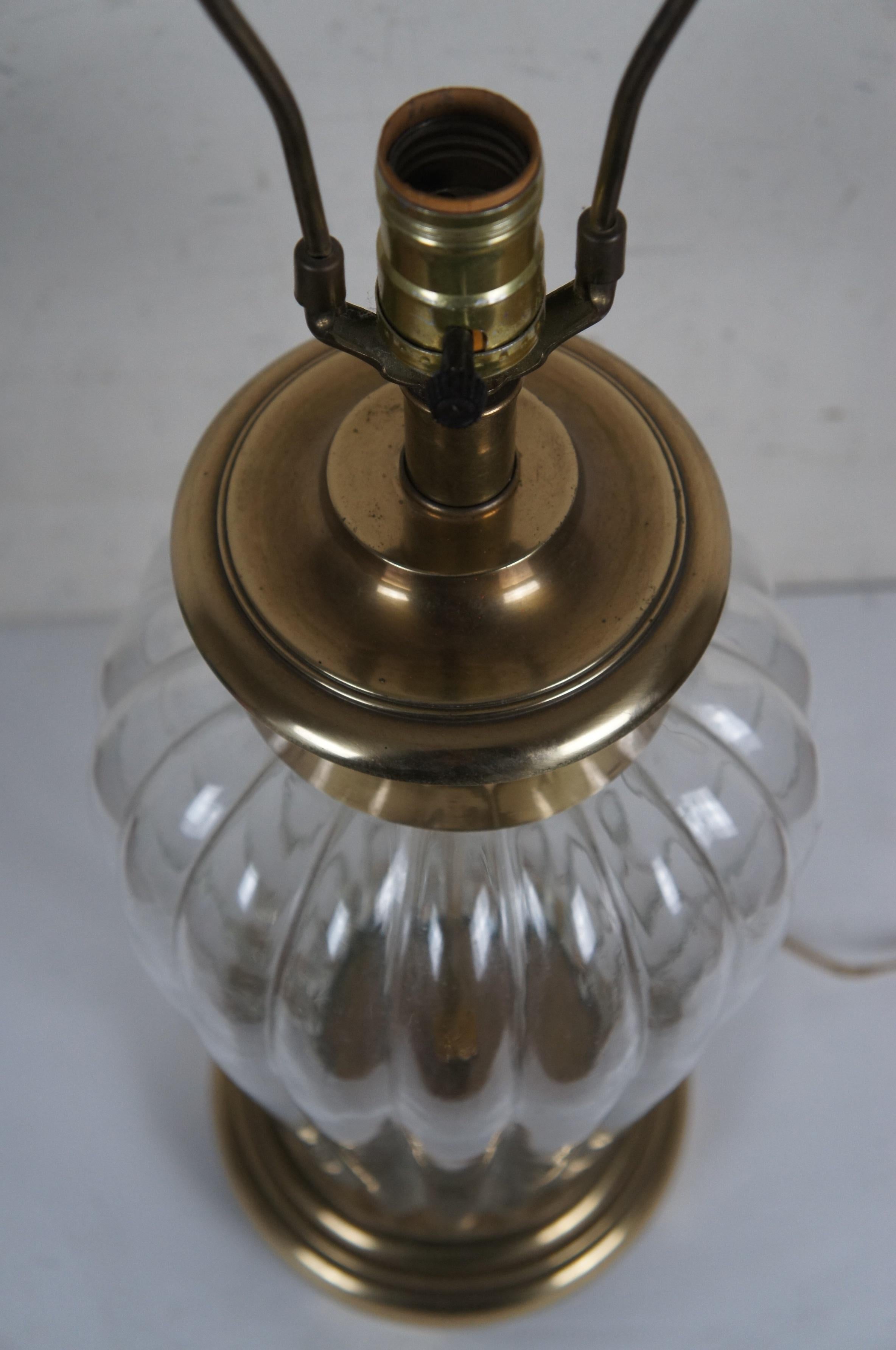 Frederick Cooper Hollywood Regency Vidrio Latón Jengibre Tarro Urna Lámpara 33 siglo XX en venta