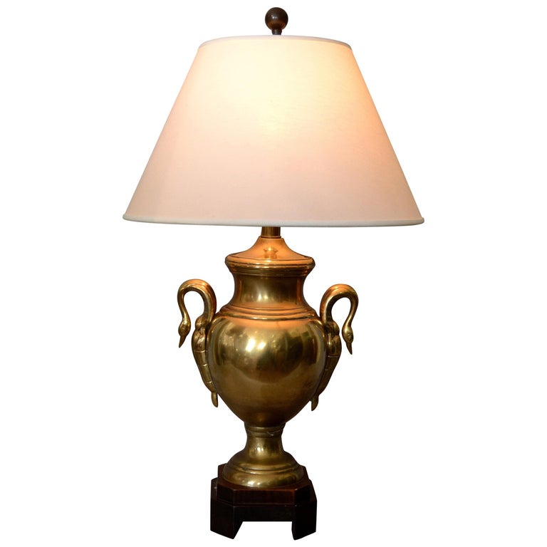 Frederick Cooper Hollywood Regency Heavy Brass Swan Details and Wood Table Lamp  For Sale