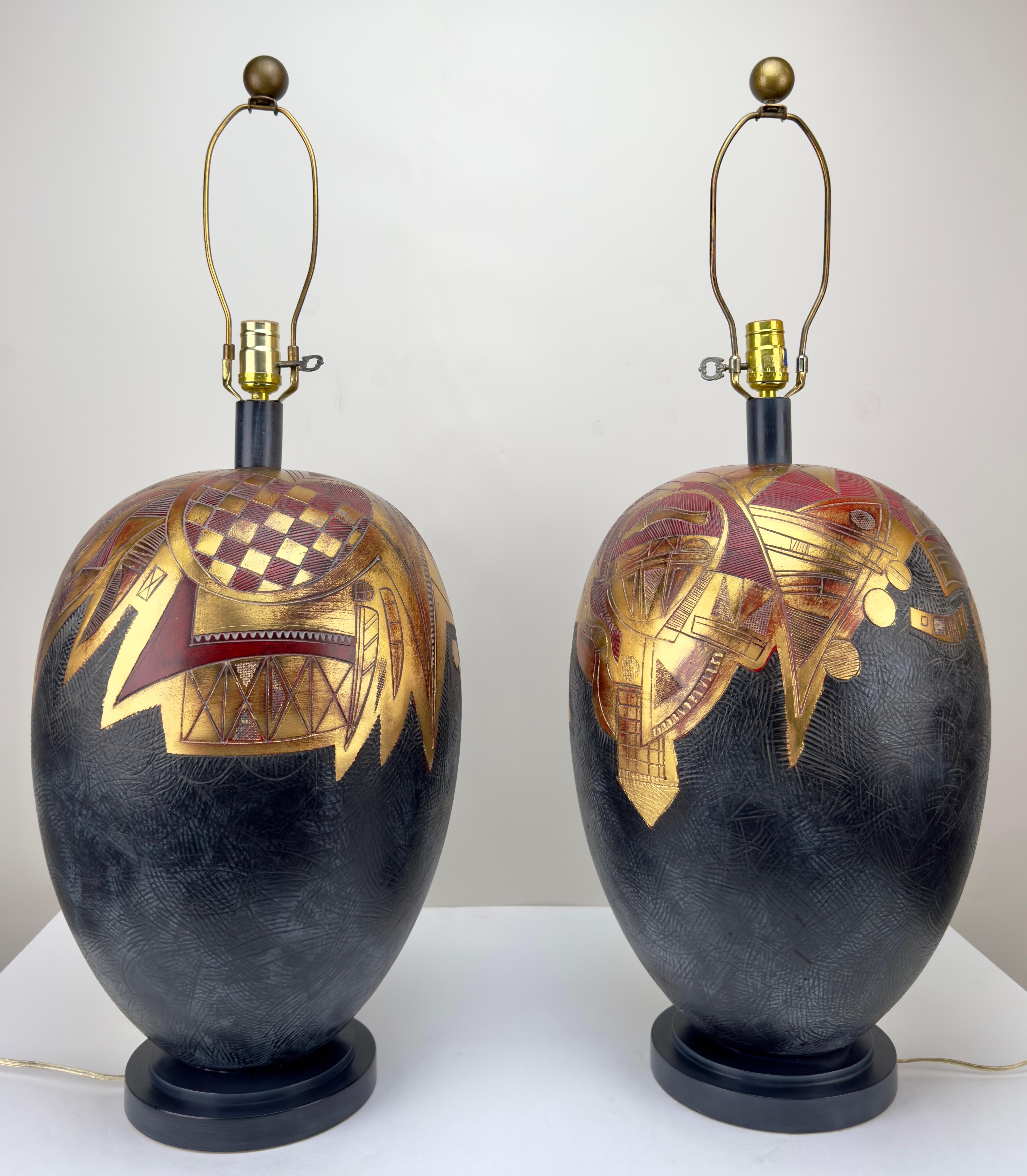 Mid-Century moderno Lampada da tavolo Frederick Cooper Mid Century Modern Ginger Jar Gold & Black, una coppia in vendita