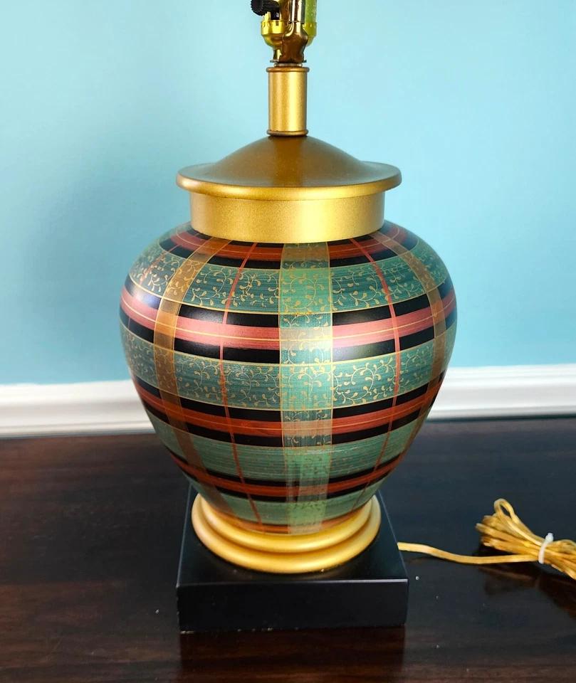 Frederick Cooper Table Lamp Porcelain For Sale 6