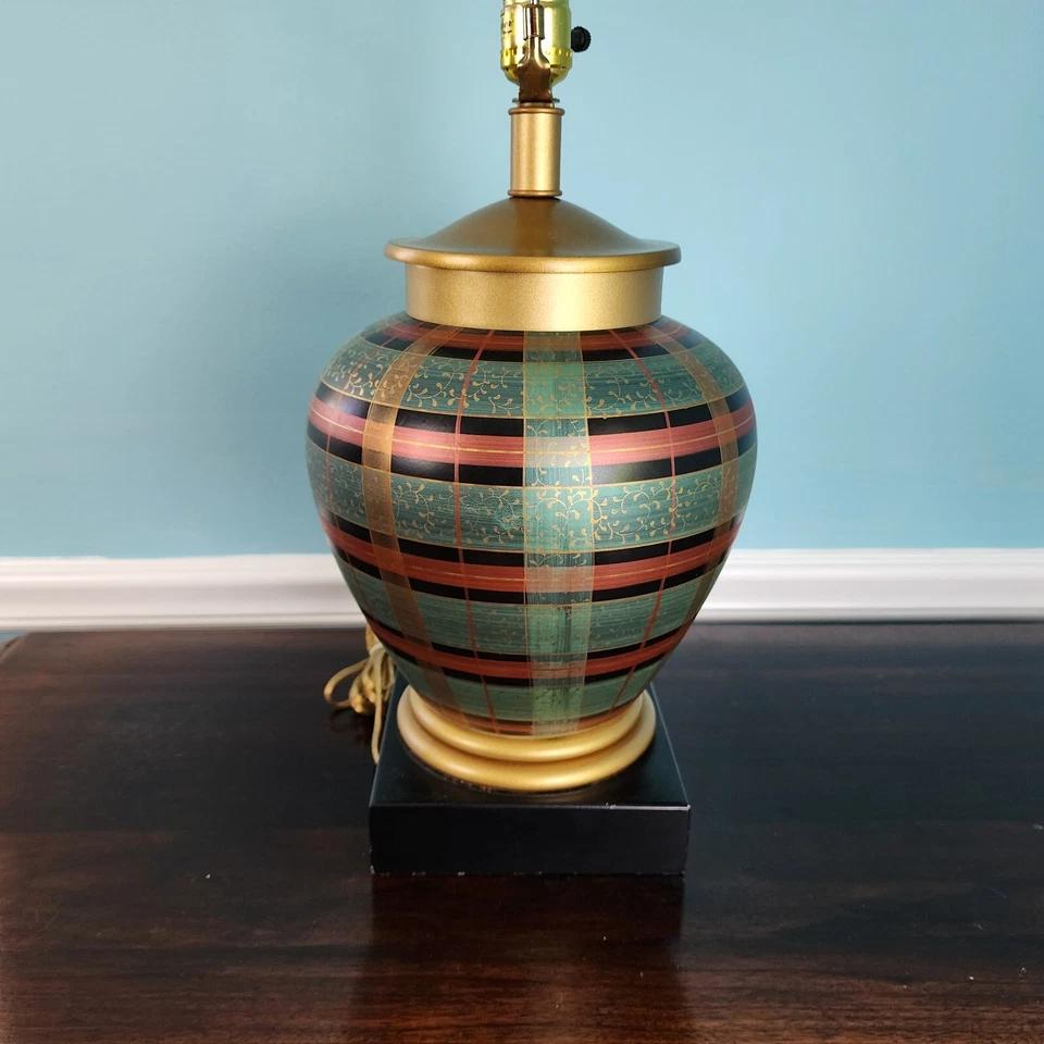Frederick Cooper Table Lamp Porcelain For Sale 3