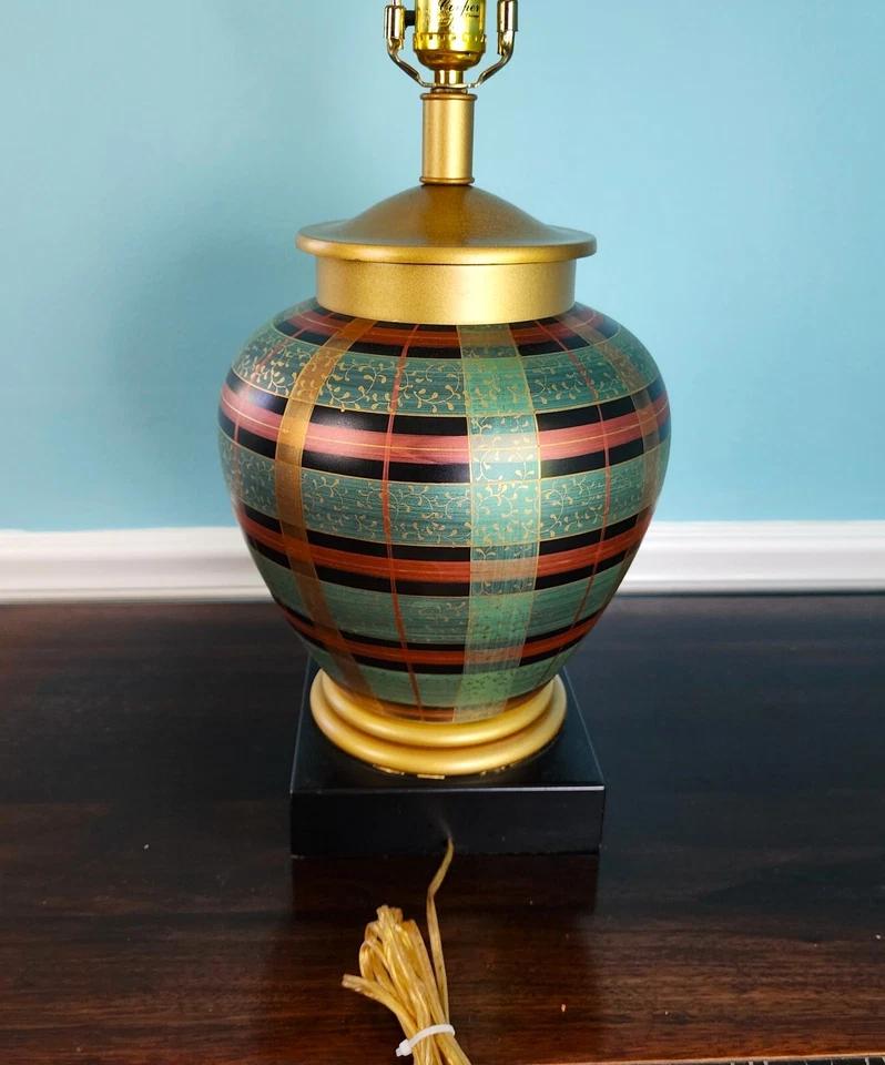 Frederick Cooper Table Lamp Porcelain For Sale 4